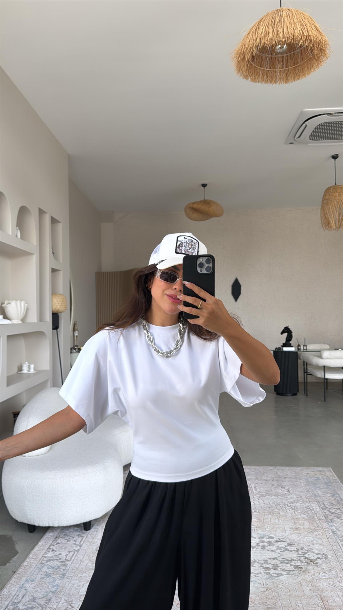 Beyaz Yarasa Kol Pamuklu Cool Tshirt