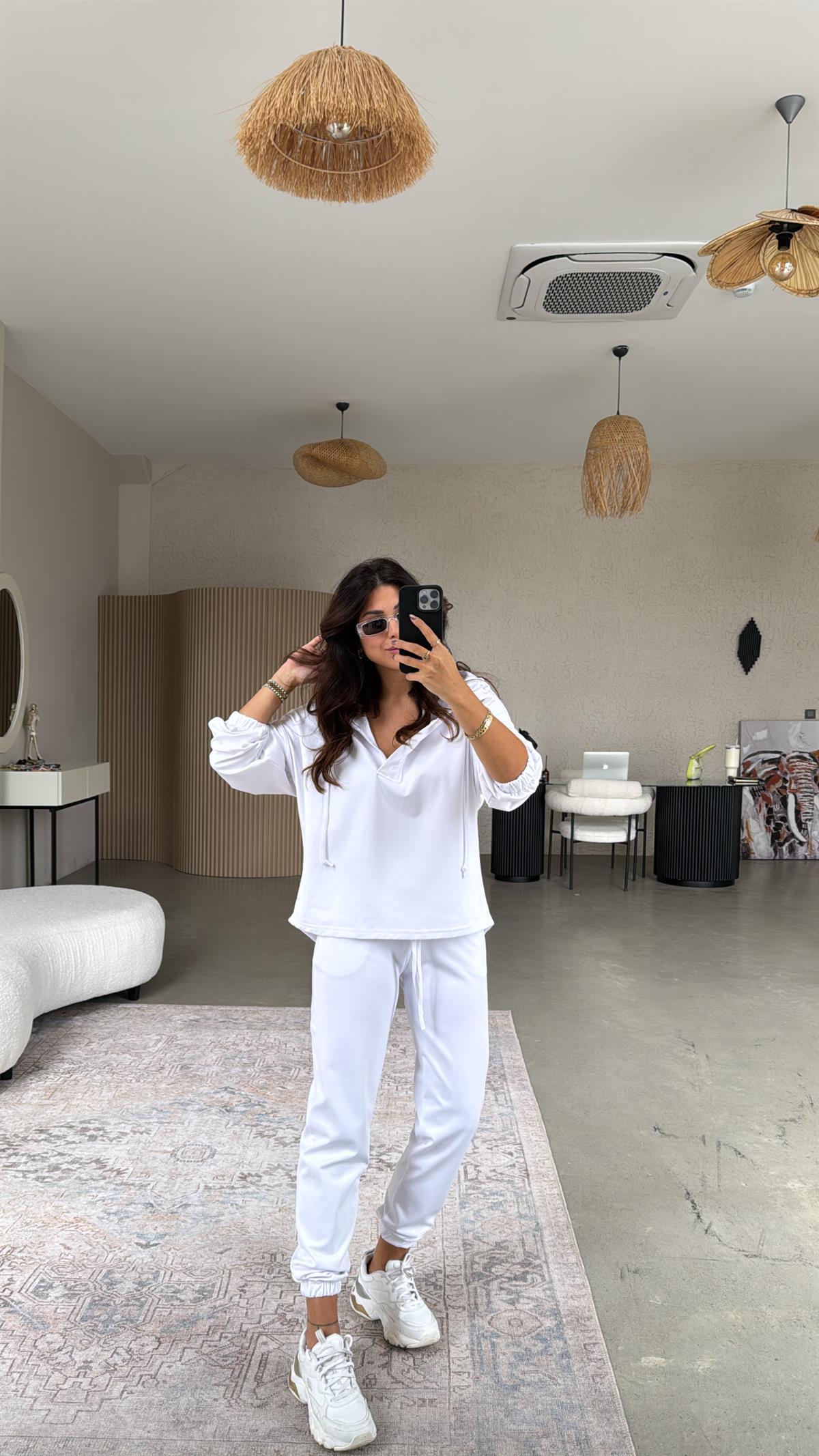 Beyaz Yarım Fermuarlı Scuba Takım