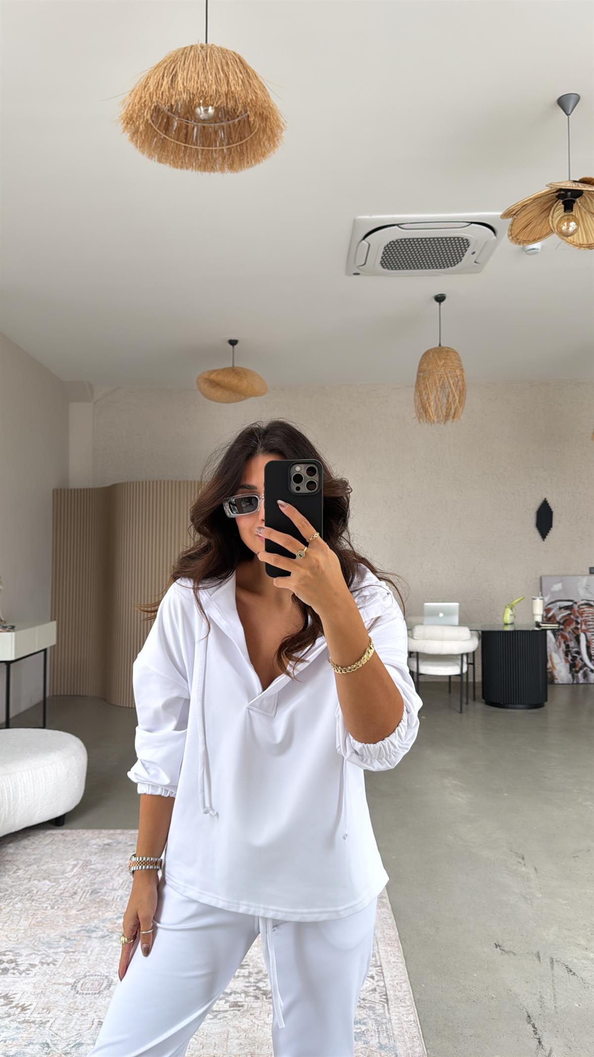 Beyaz Yarım Fermuarlı Scuba Takım