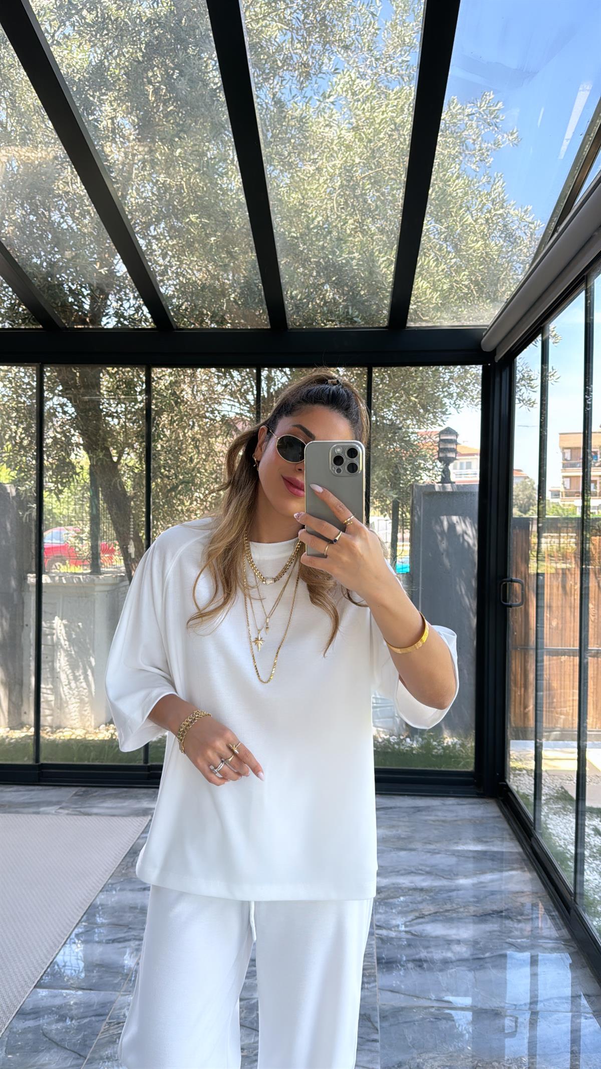 Beyaz ZR Bol Paça Basic Takım