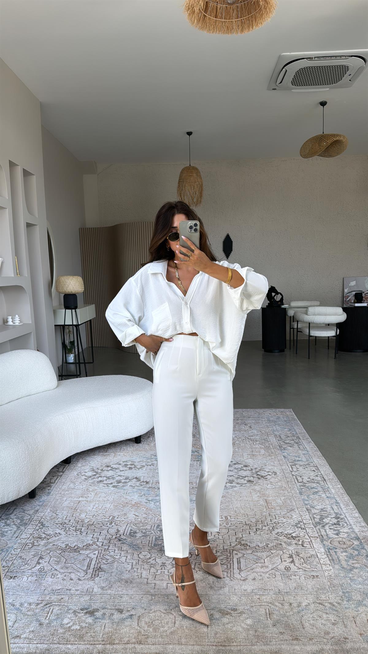 Beyaz ZR Flotlu Kumaş Pantolon