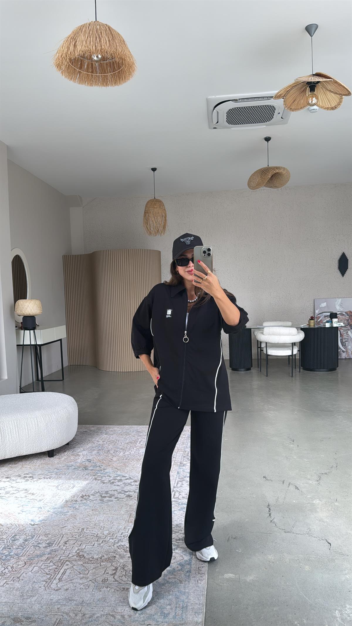 Biyeli Fermuarlı Ceketli Takım