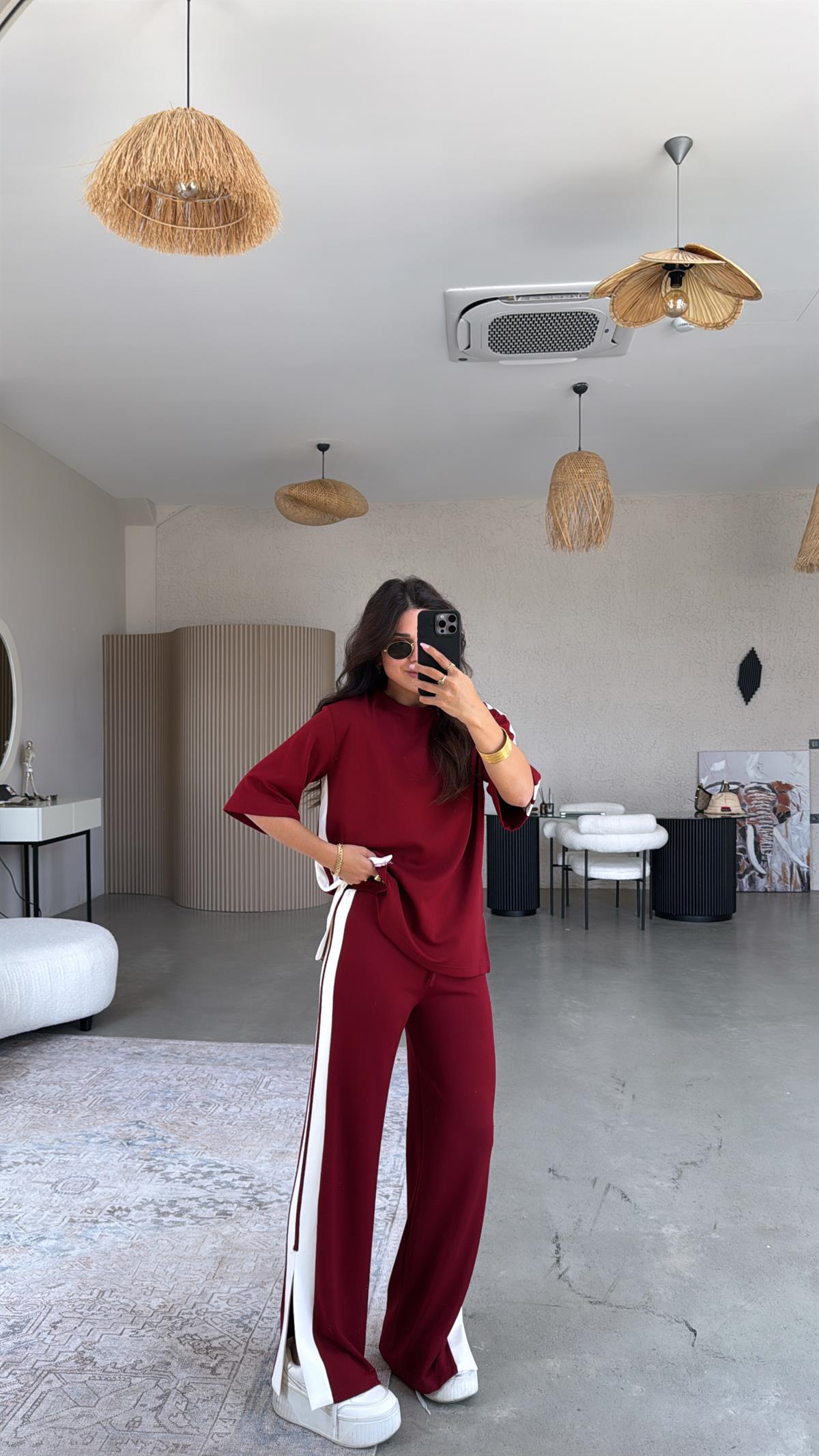 Bordo Çift Şeritli Yırtmaçlı Modal Takım