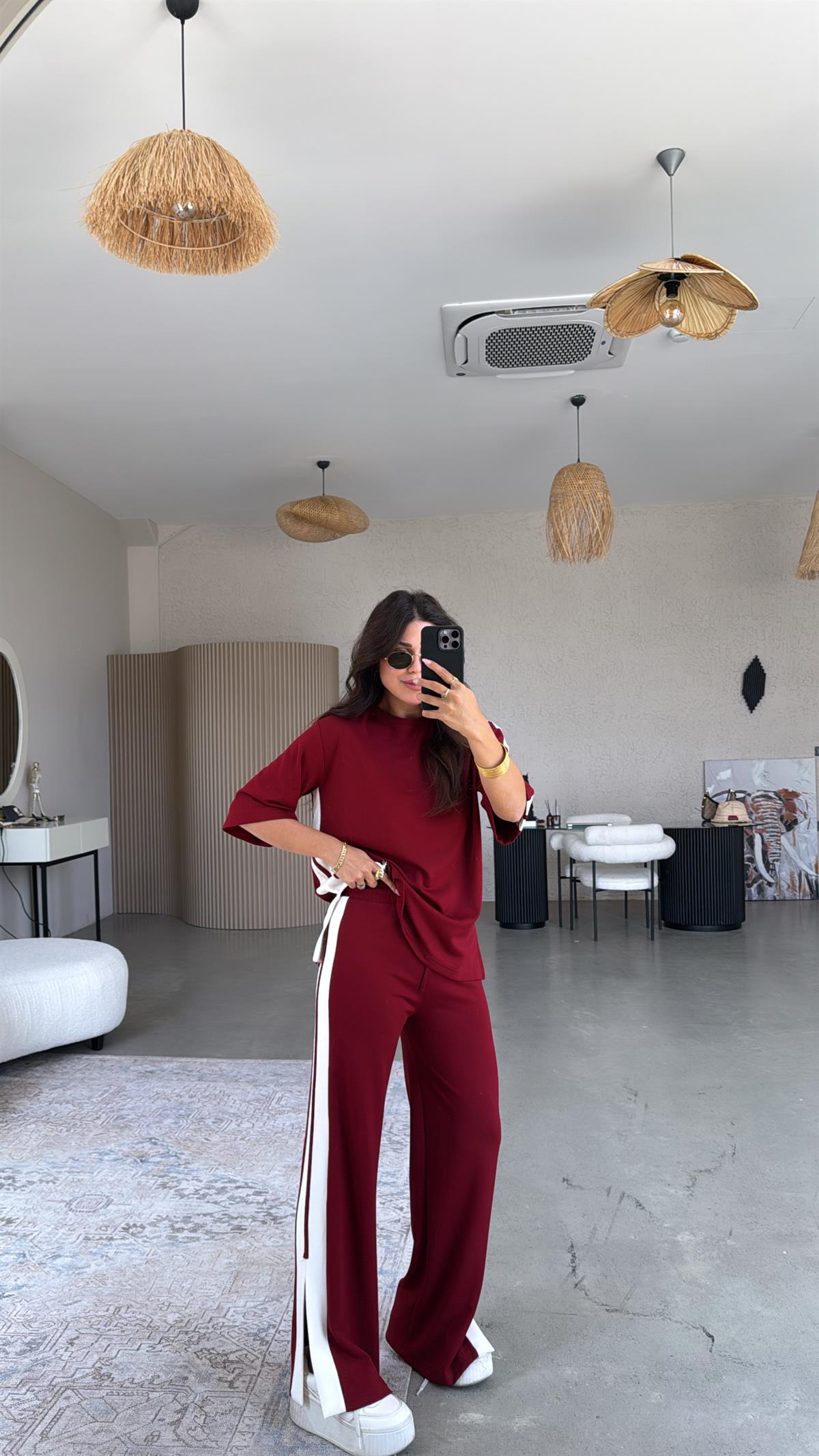 Bordo Çift Şeritli Yırtmaçlı Modal Takım