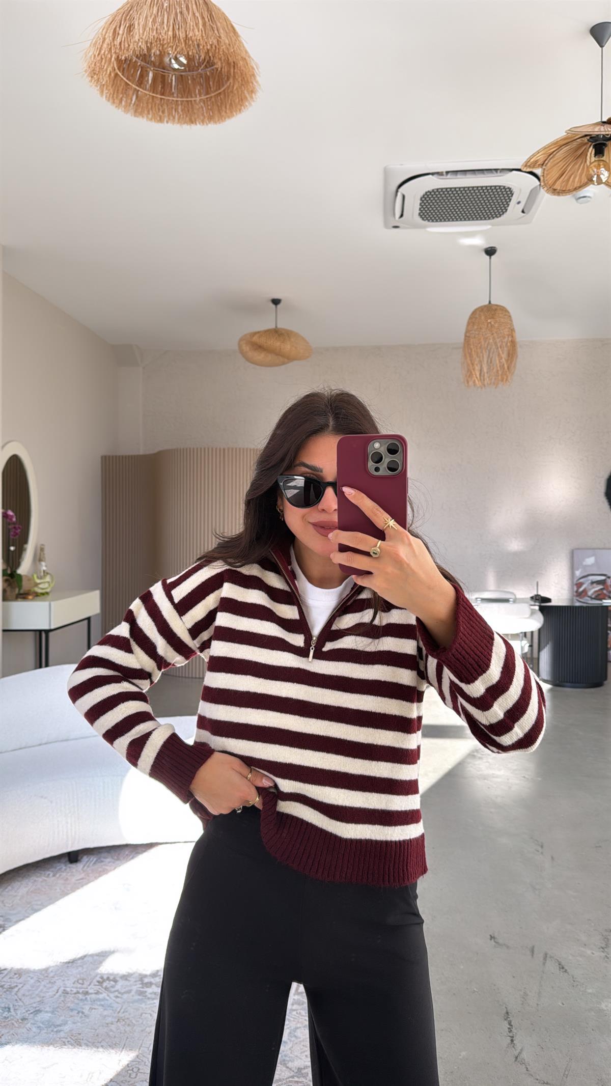 Bordo Çizgili Fermuarlı Yakalı Kazak