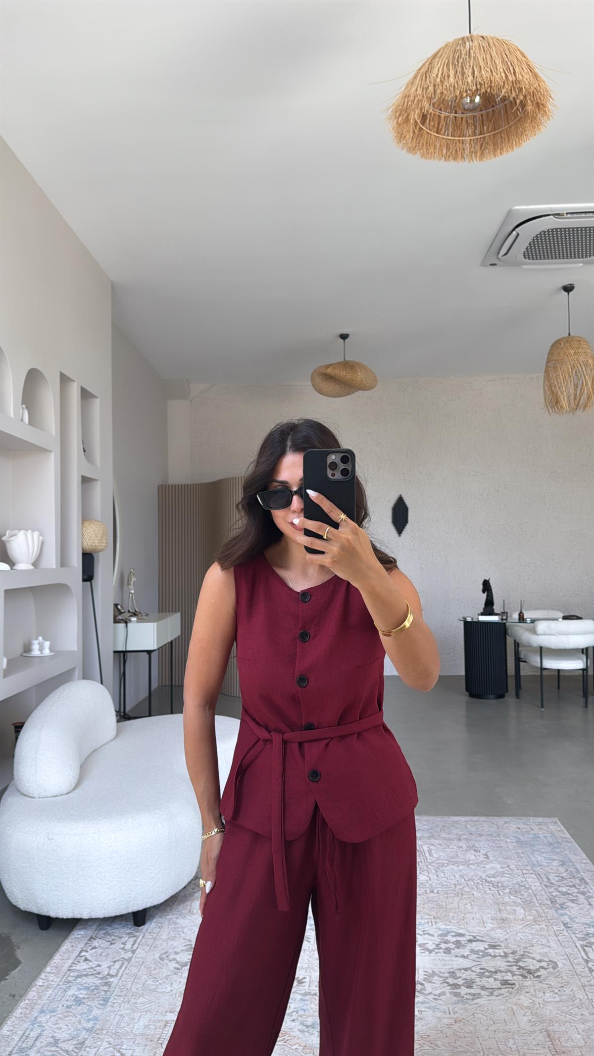 Bordo Düğmeli Yelekli Takım