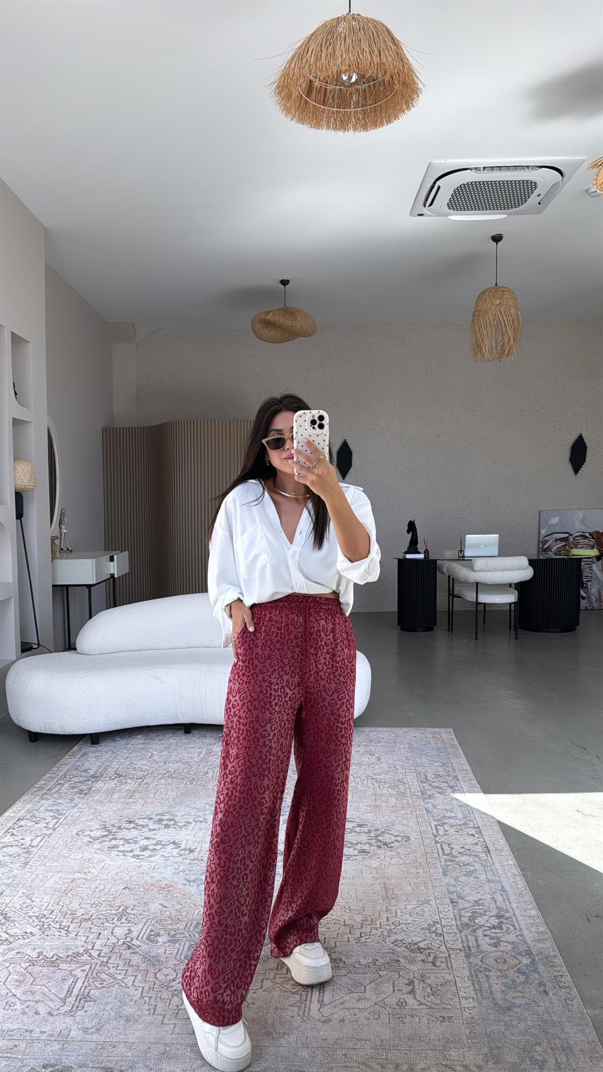 Bordo Leopar Desenli İpek Saten Pantolon