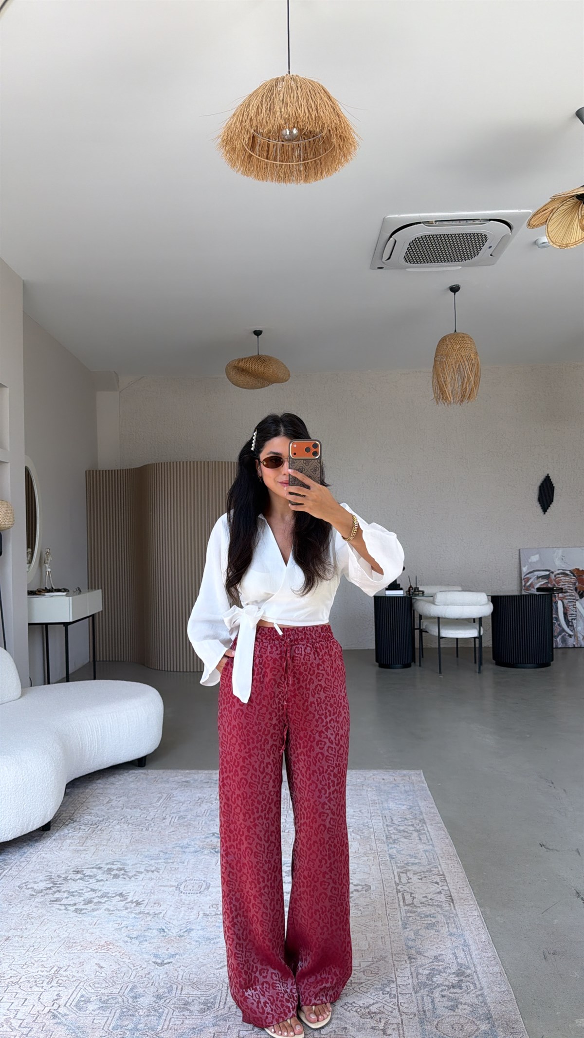 Bordo Leopar Desenli Parlak Pantolon