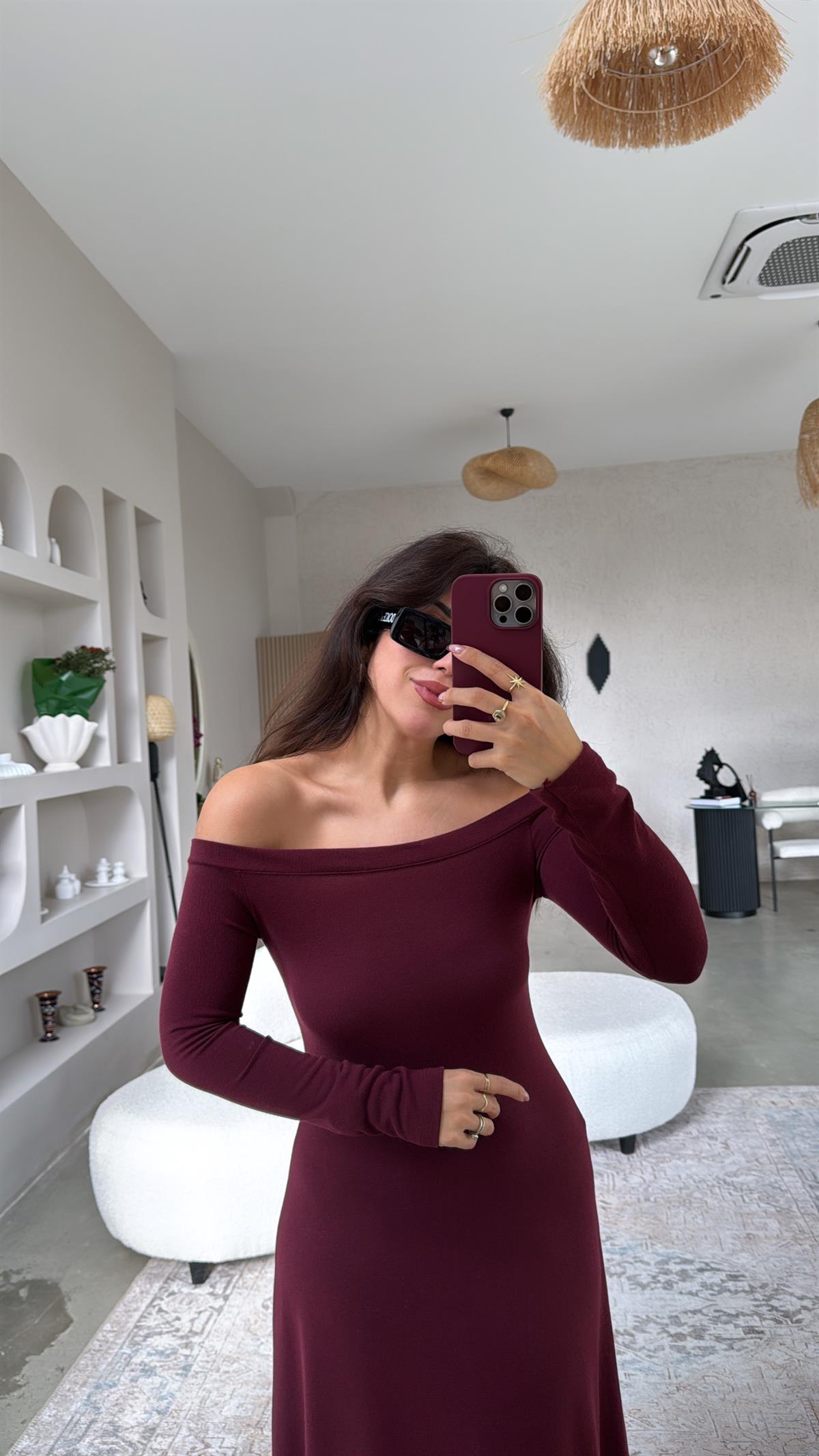 Bordo Madonna Yaka Maxi Çan Elbise