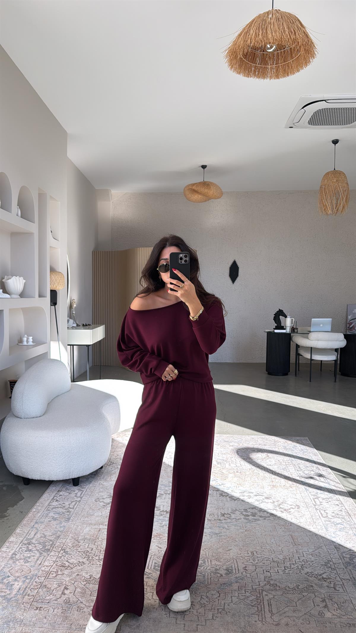 Bordo Modal Kayık Yakalı Takım