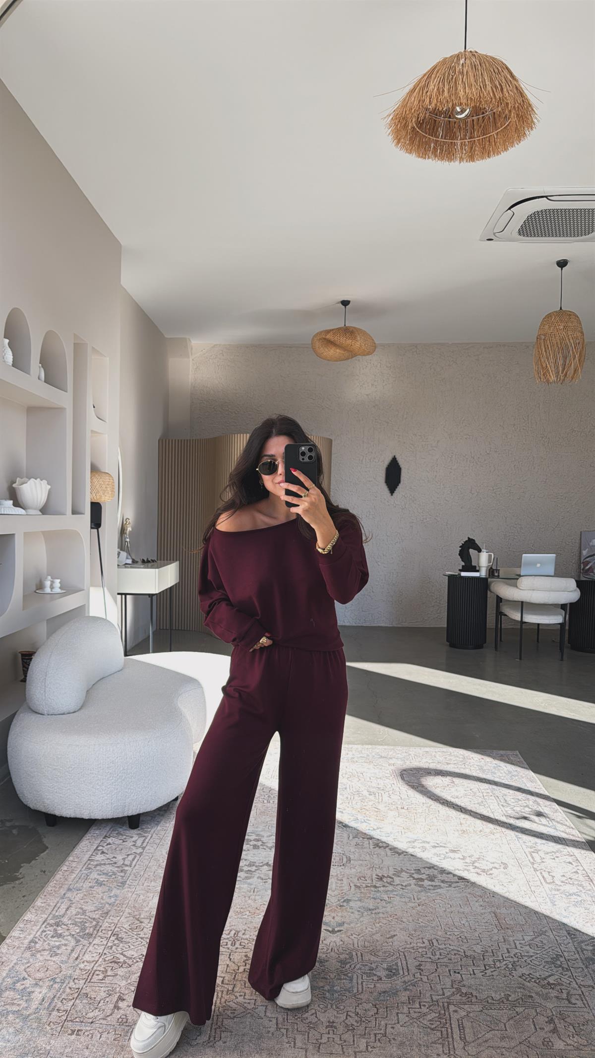 Bordo Modal Kayık Yakalı Takım