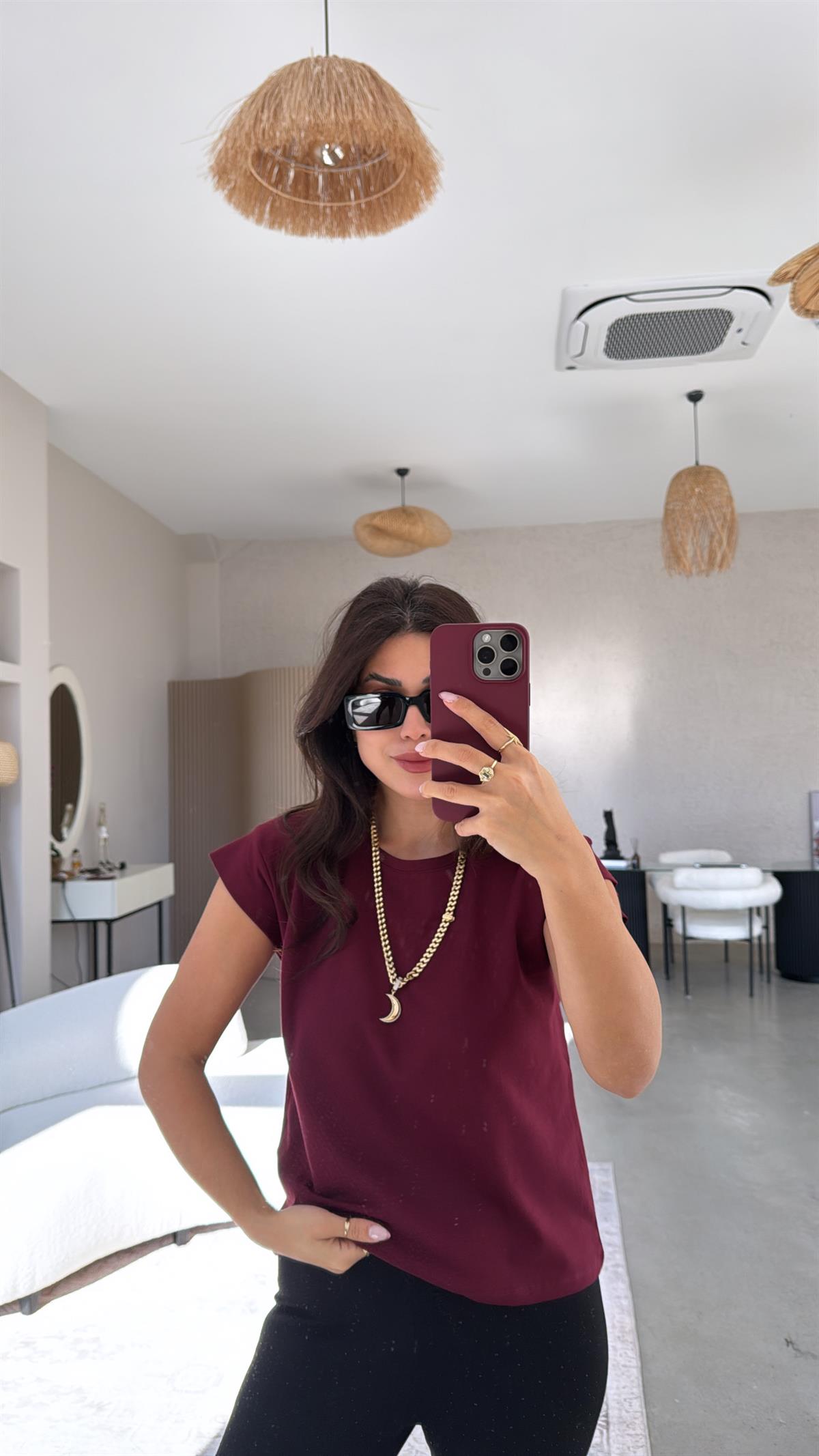 Bordo Omuz Detaylı Tshirt