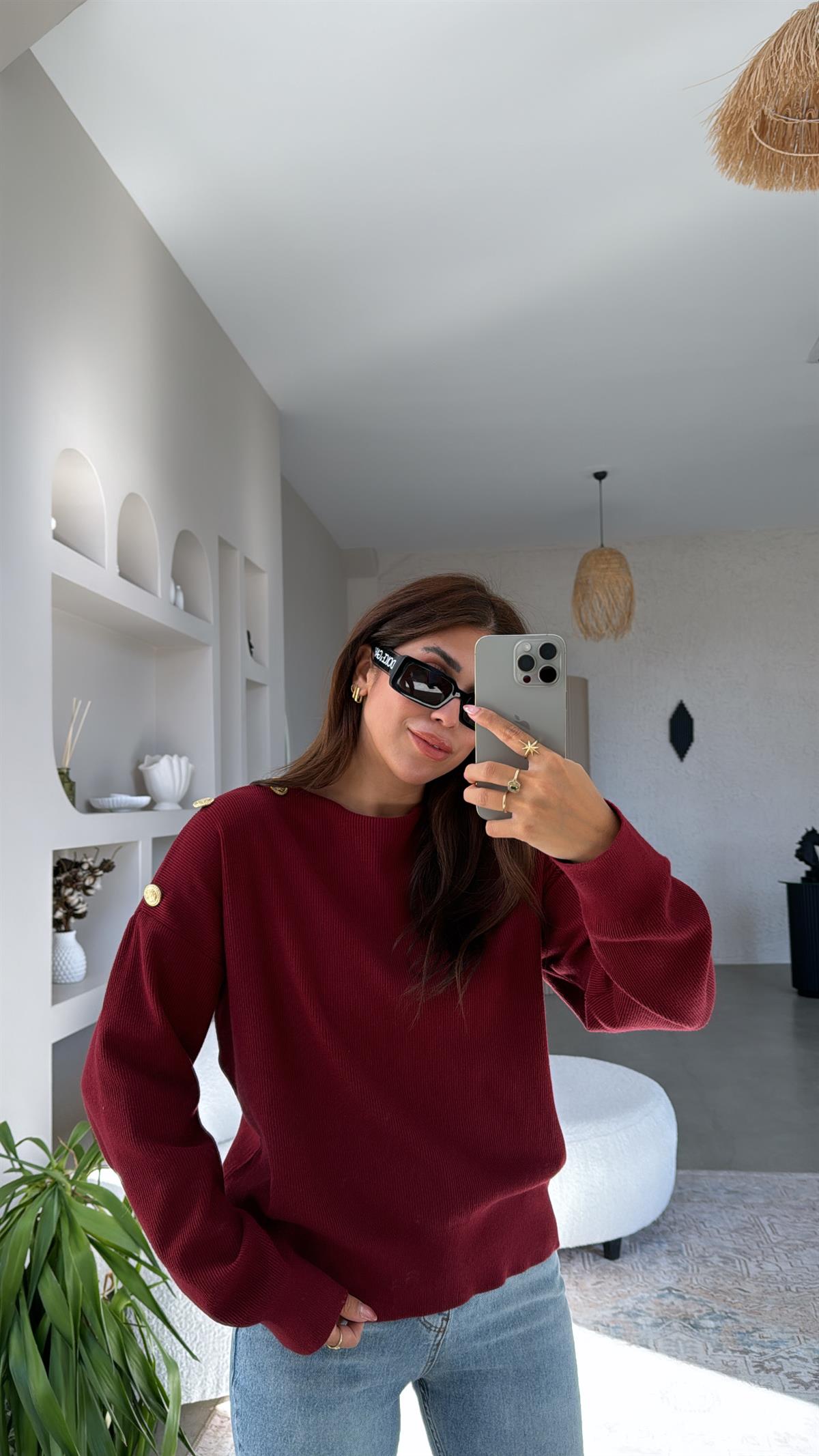 Bordo Omzu Gold Düğme Detaylı Triko