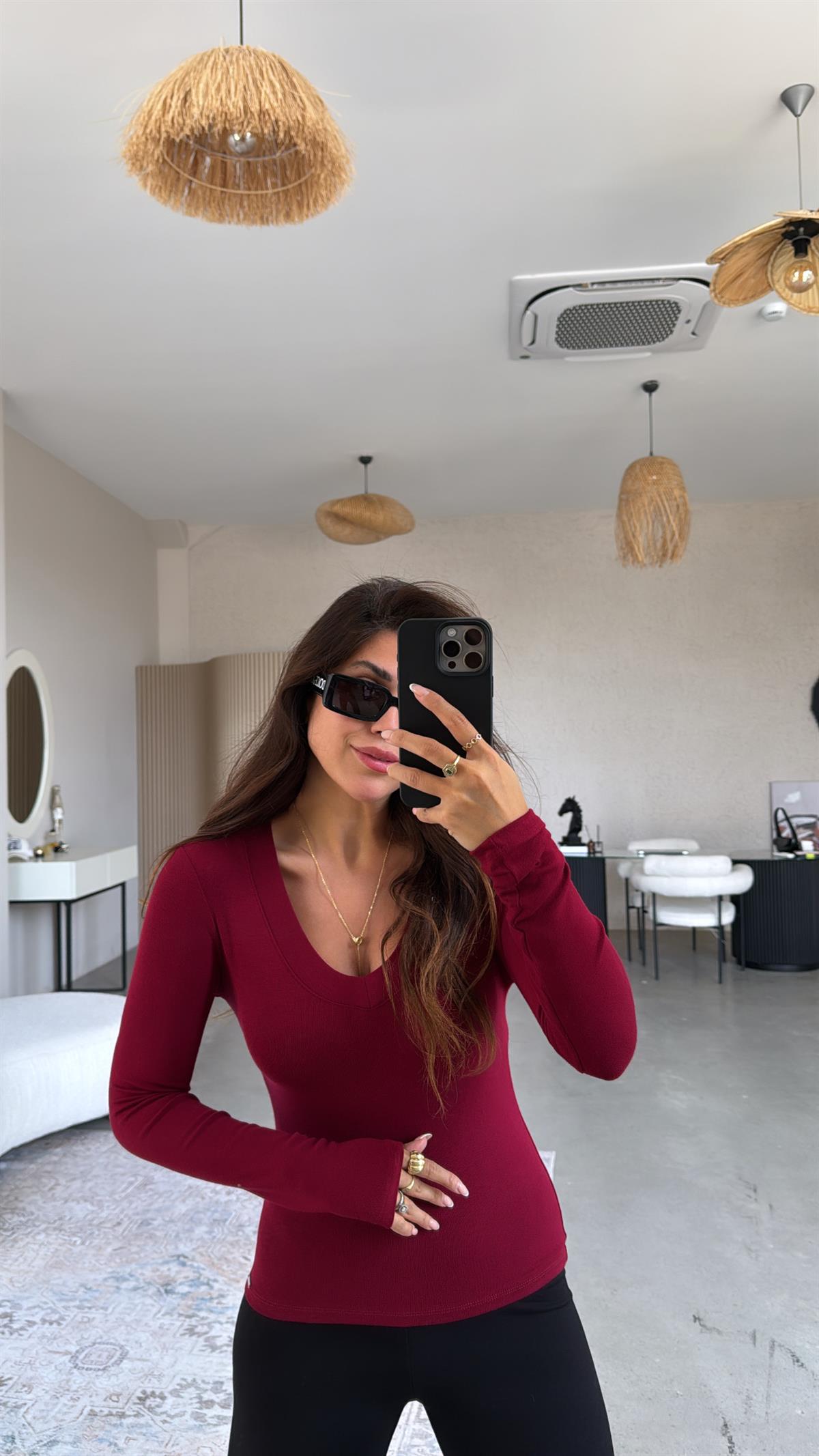 Bordo V Yaka İthal Kumaş Body