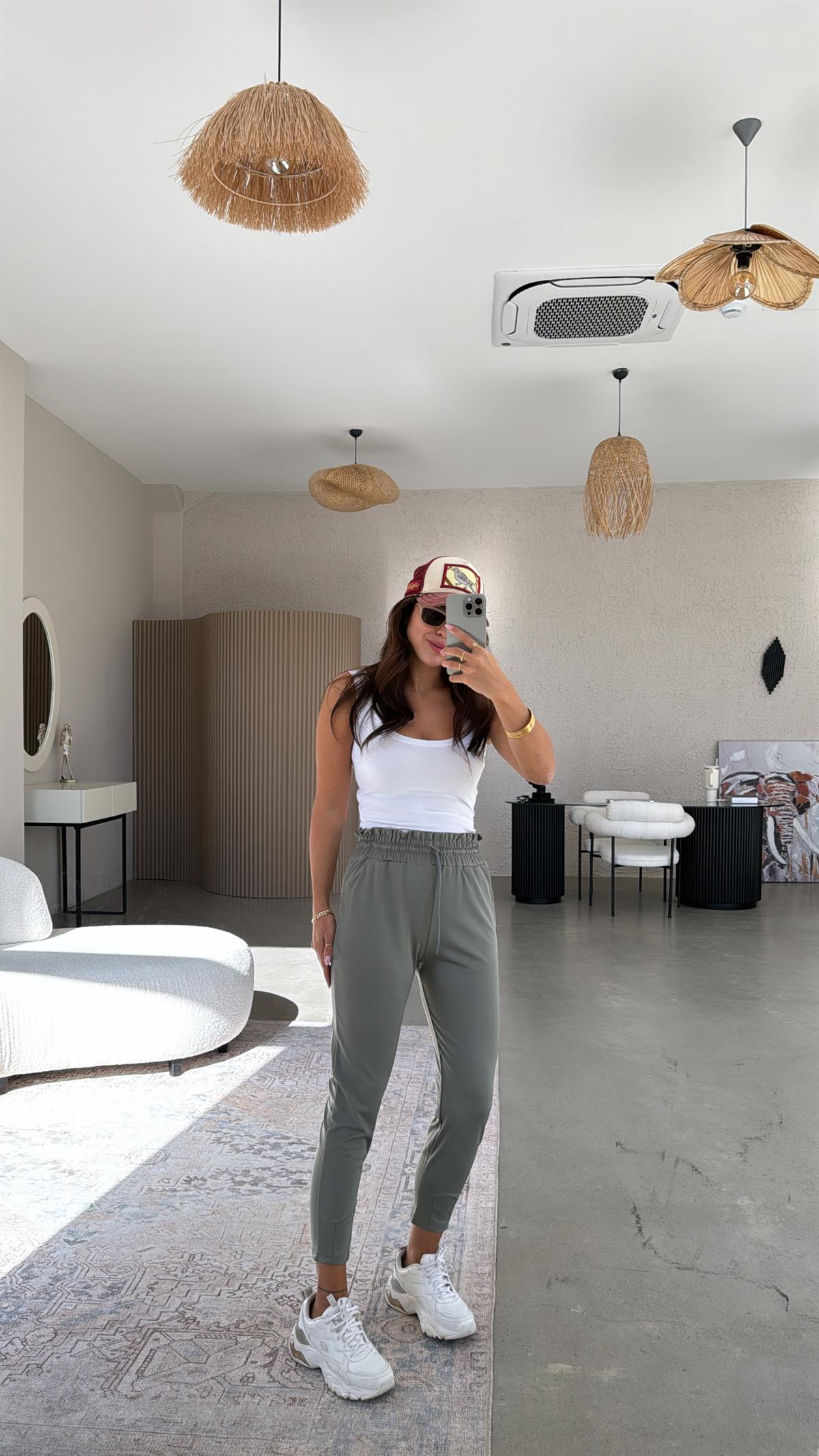 Çağla Yeşili Paça Pensli Scuba Pantolon