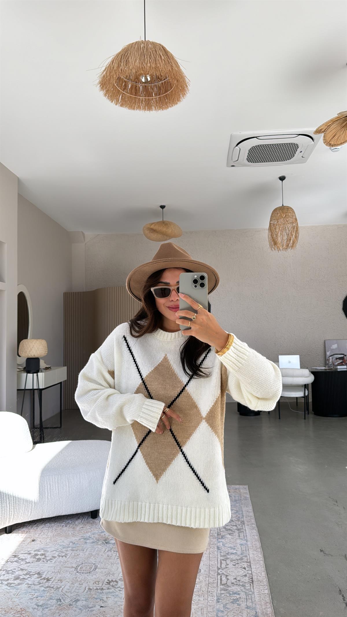 Camel Baklava Desenli Mng Kazak