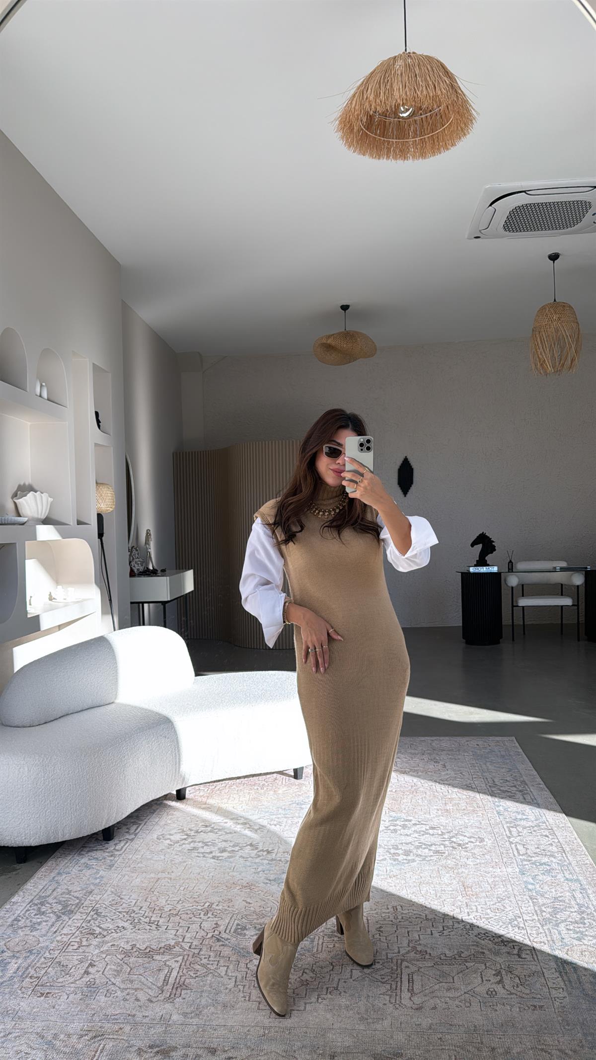 Camel Boğazlı Triko Maxi Elbise