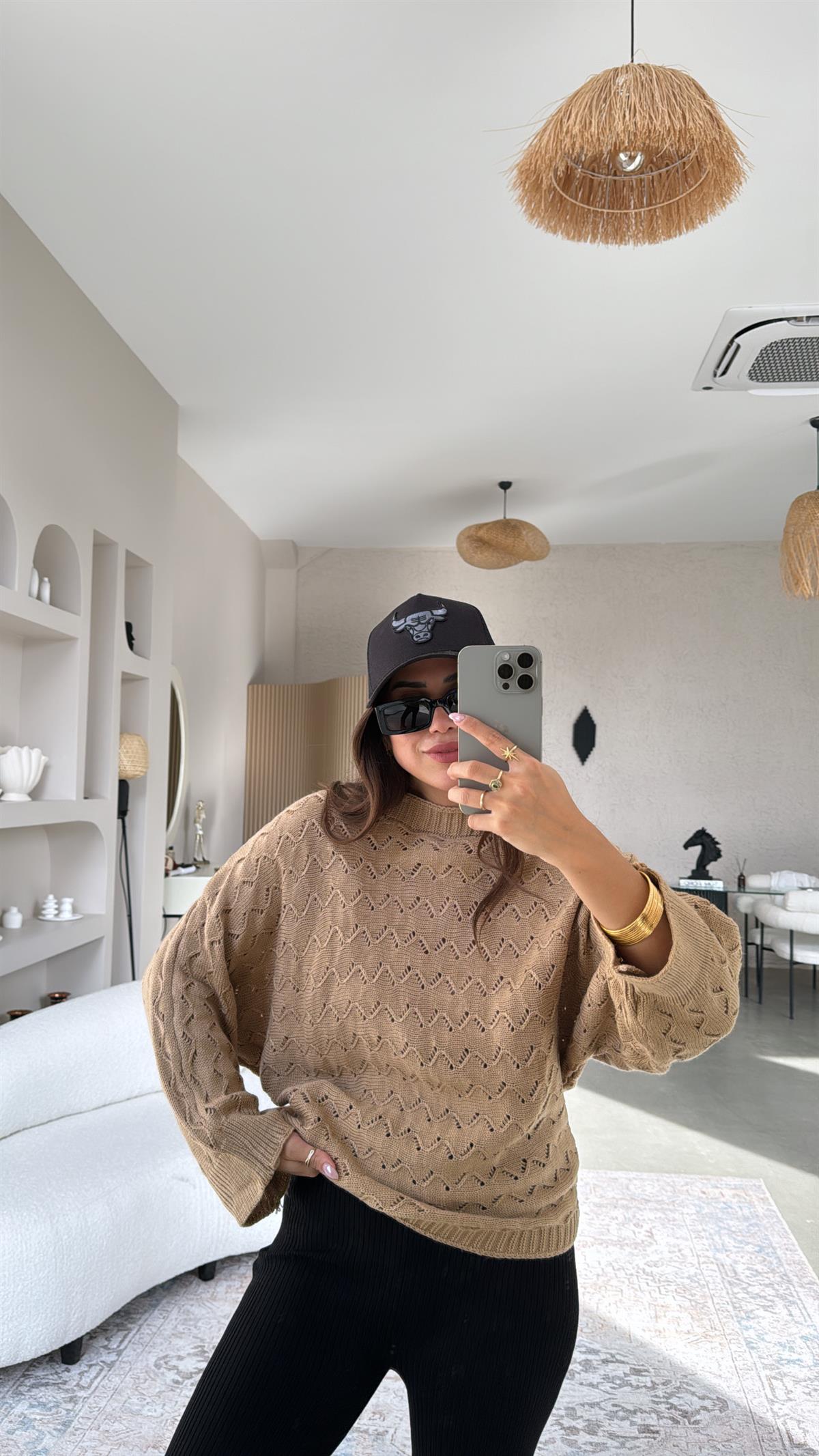 Camel Delikli Triko Kazak