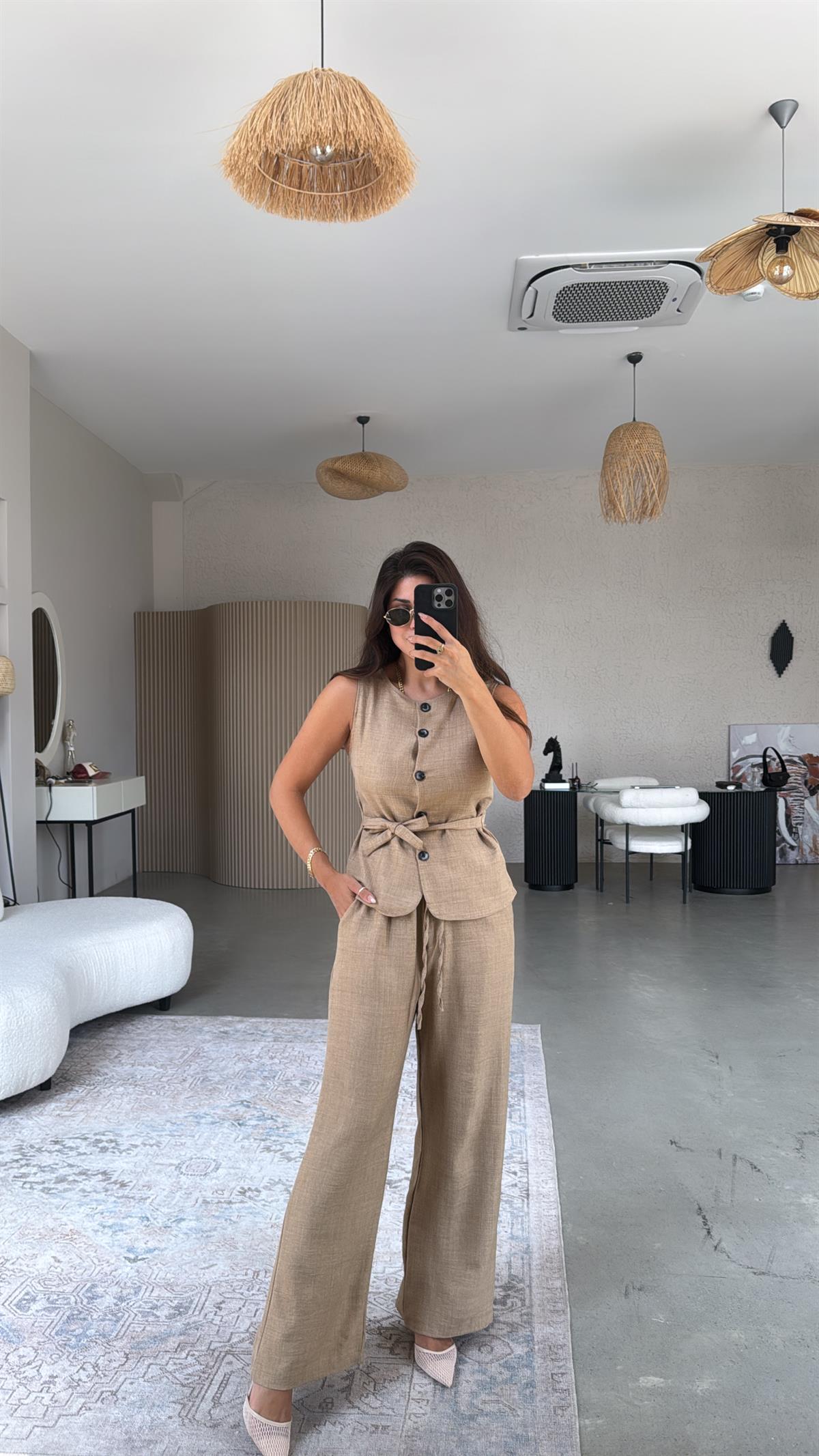 Camel Düğmeli Yelekli Takım