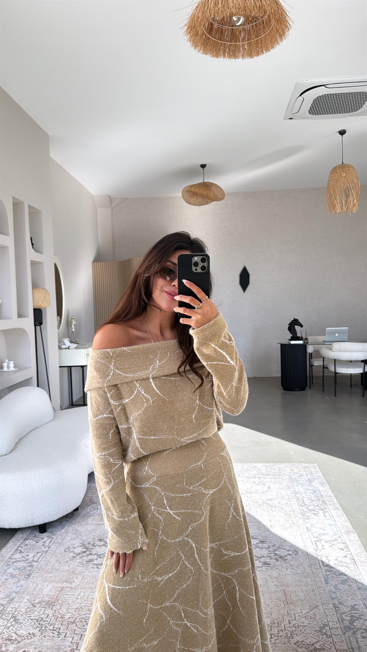 Camel Kendinden Desenli Triko Kumaş Etek Madonna Bluz Takım