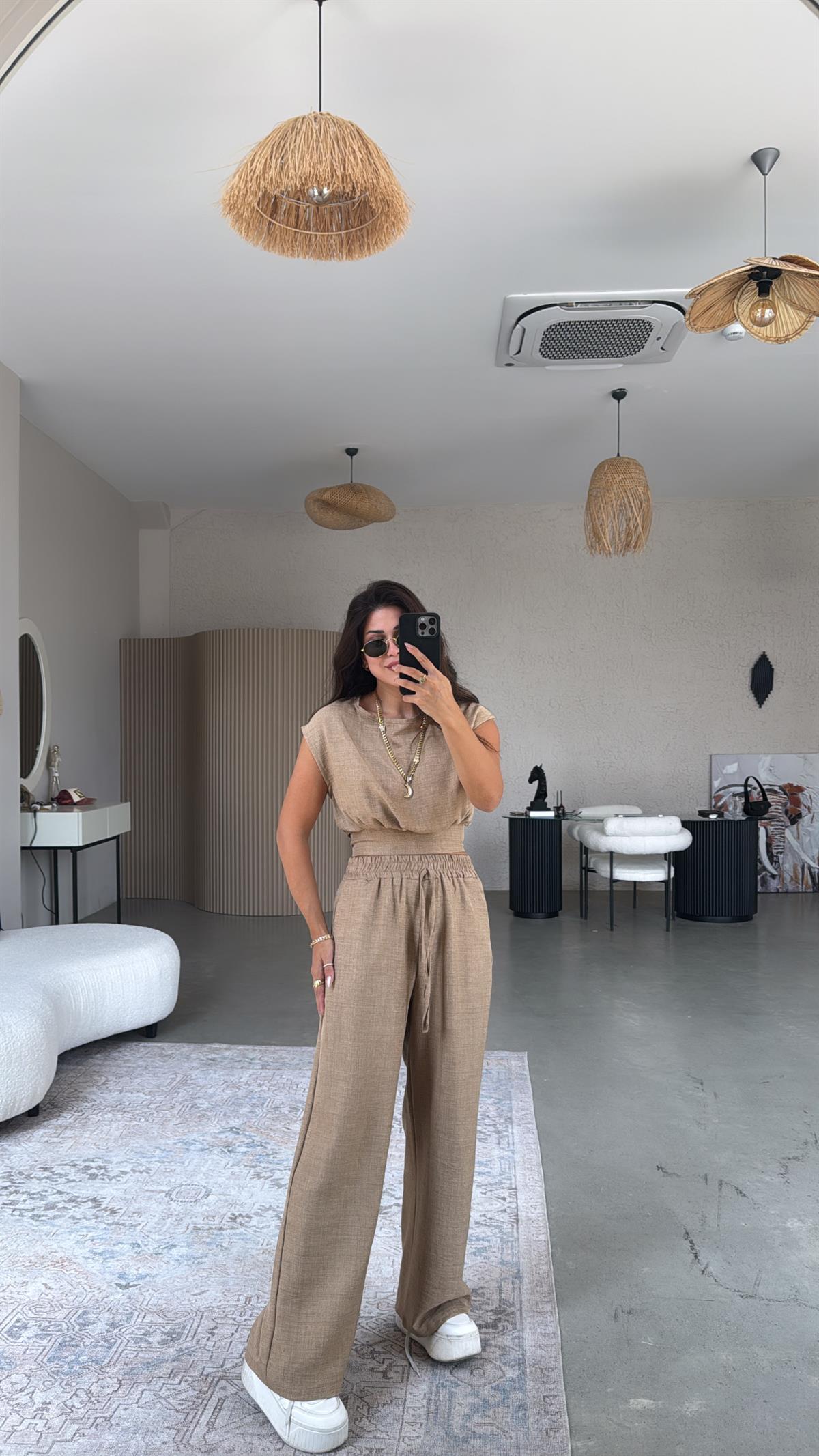 Camel Kuşak Detaylı Pantolon Bluz Takım