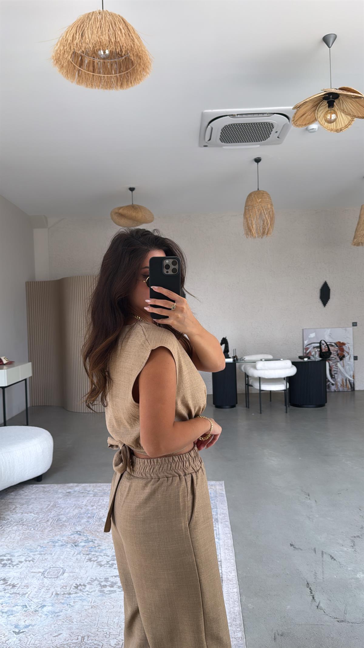 Camel Kuşak Detaylı Pantolon Bluz Takım