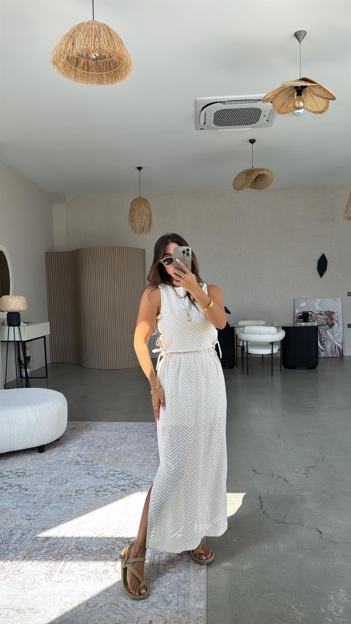 Ekru Ajurlu Etek Bluz Takım