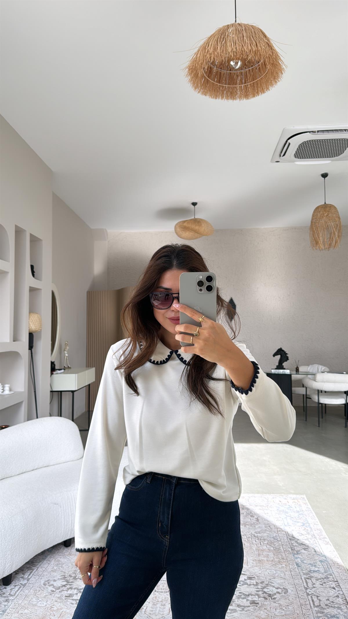 Ekru Bebek Yakalı Massi Bluz