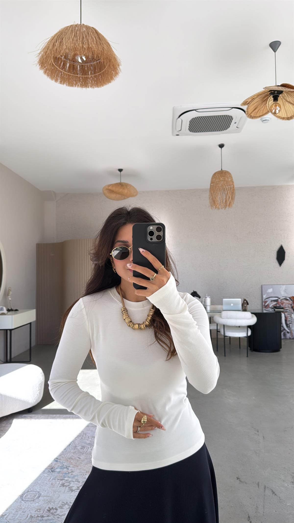 Ekru Bisiklet Yaka Parmak Geçme Bluz