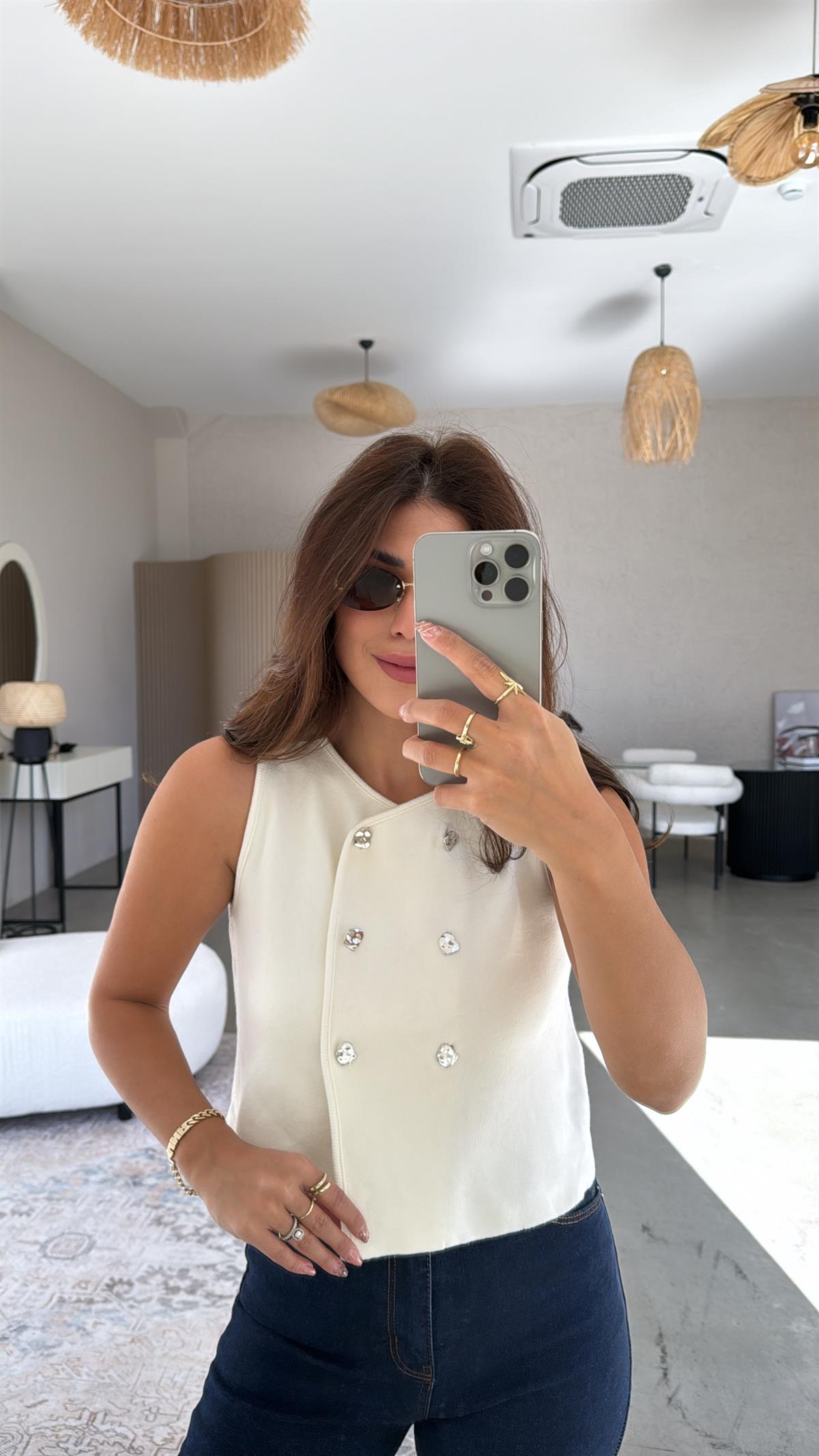 Ekru Çift Sıra Düğmeli Triko Yelek