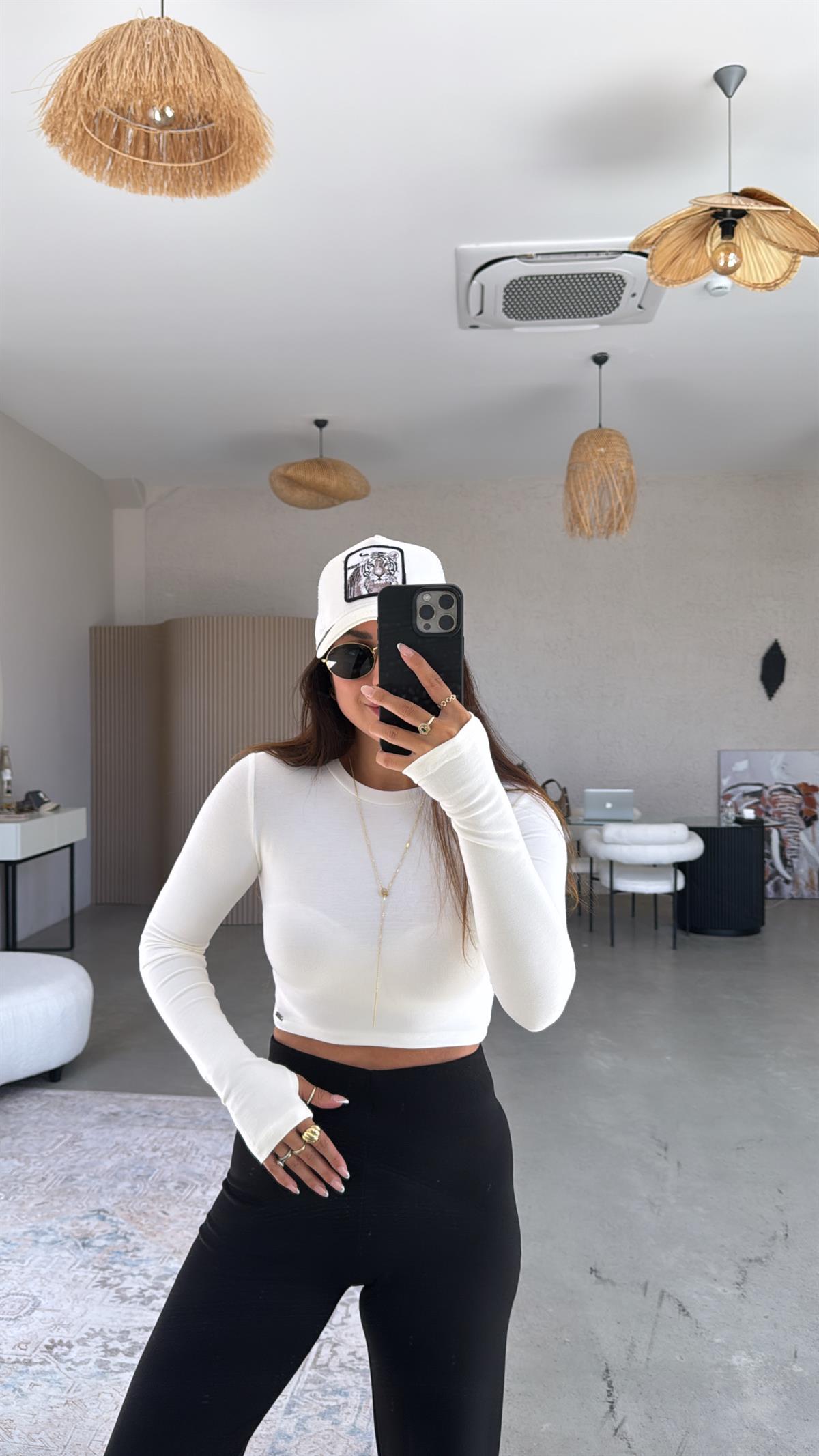 Ekru Crop Parmak Geçme Body