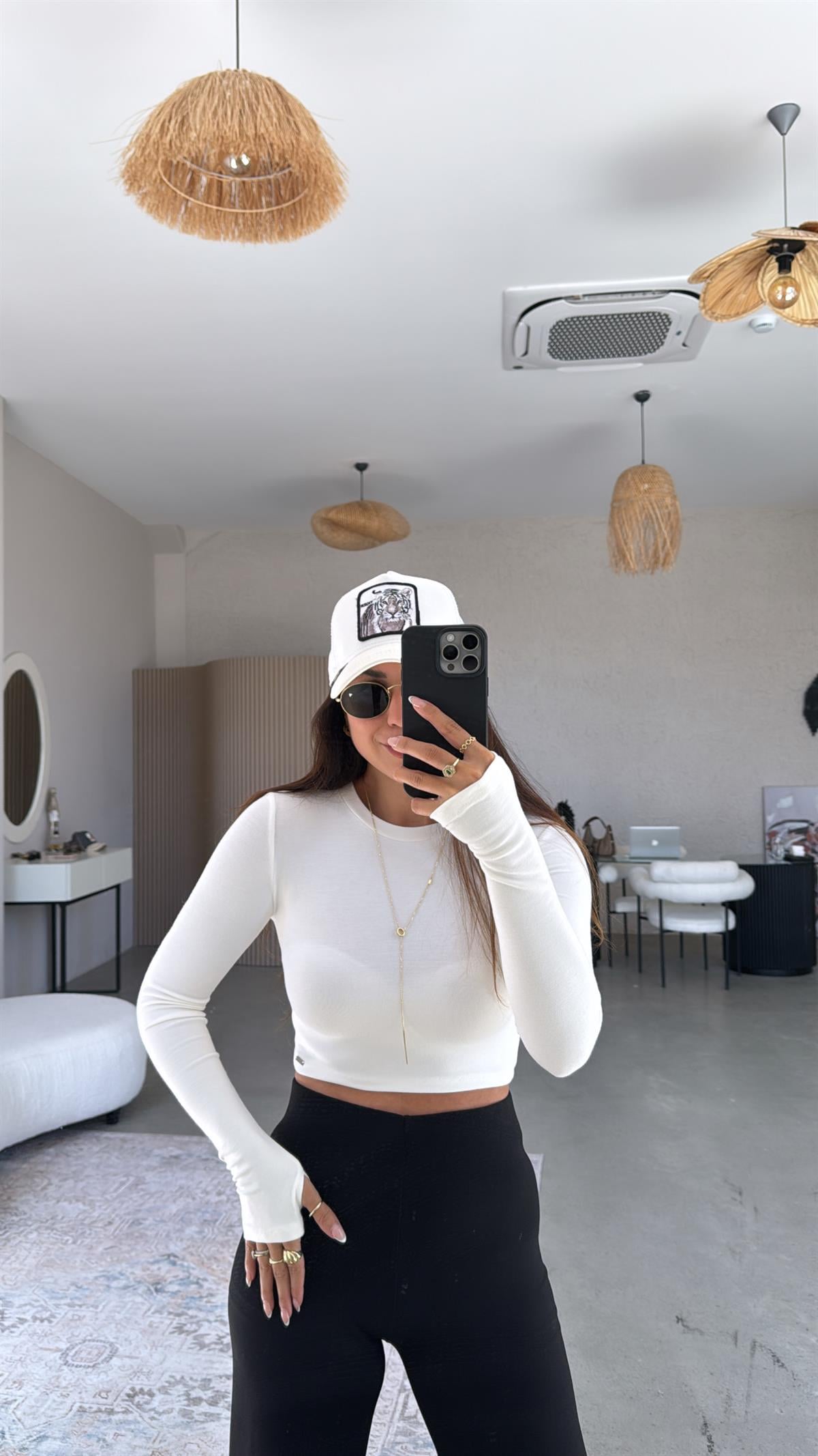 Ekru Crop Parmak Geçme Body