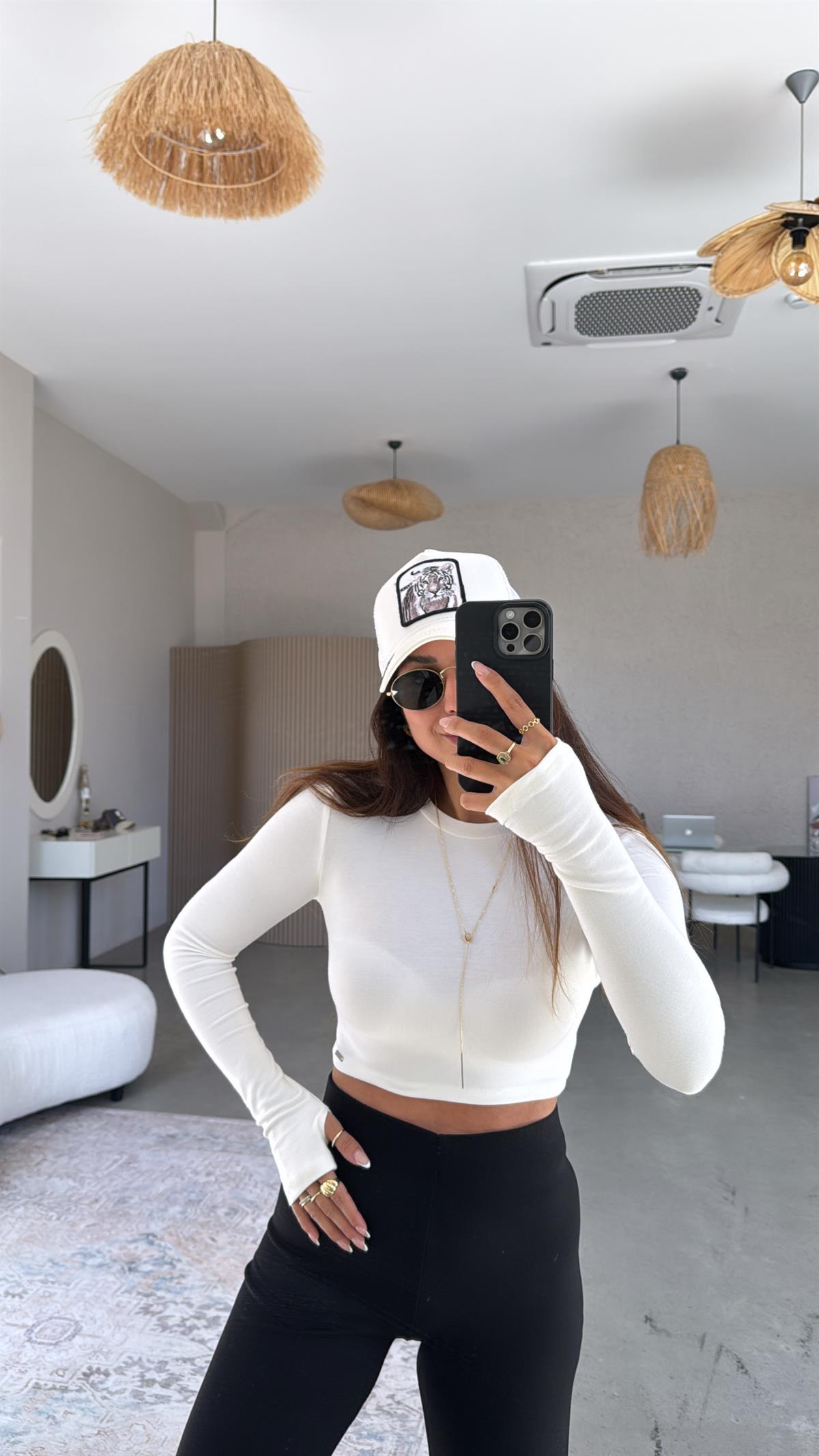 Ekru Crop Parmak Geçme Body