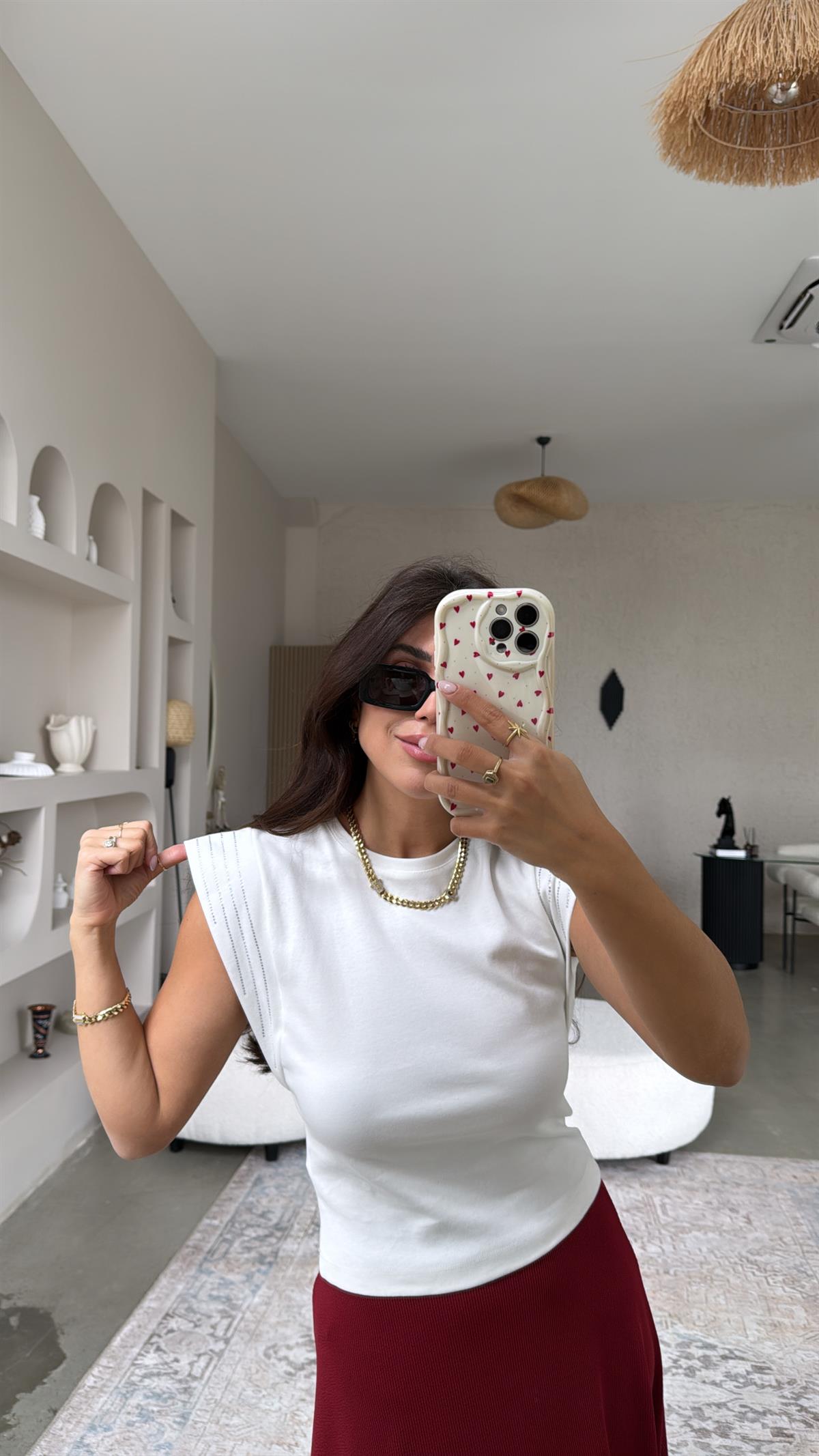 Ekru Dik Omuz Taş Sıra Tshirt