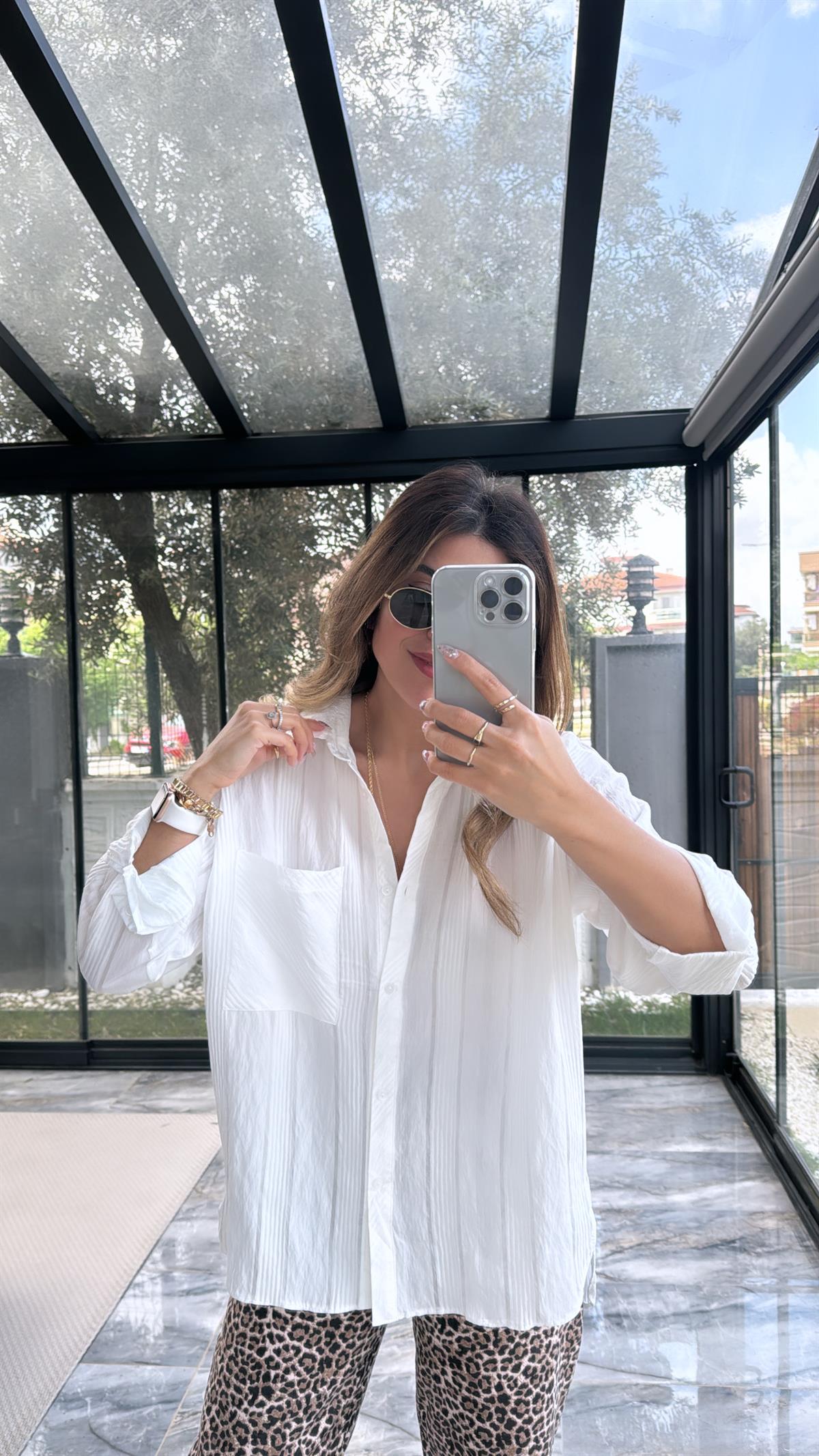 Ekru Dokulu Premium Gömlek