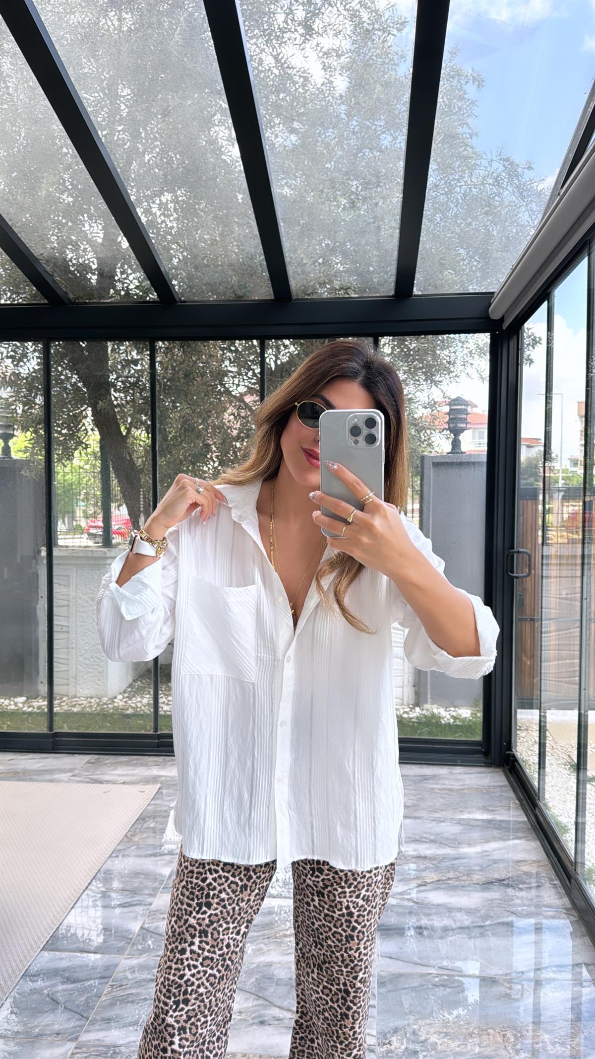 Ekru Dokulu Premium Gömlek