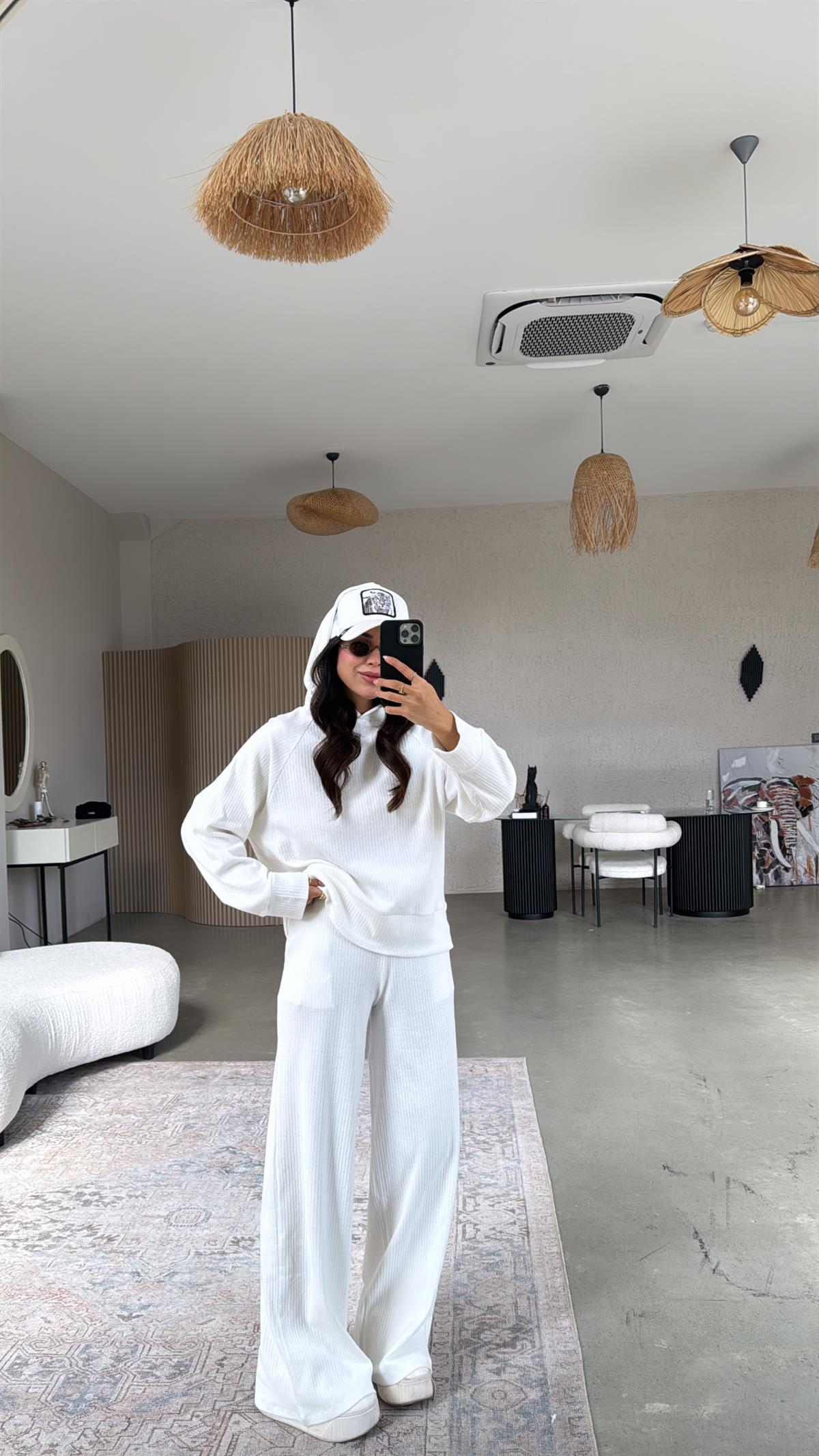 Ekru Fitilli Kapüşonlu Yumuşak Dokulu Takım