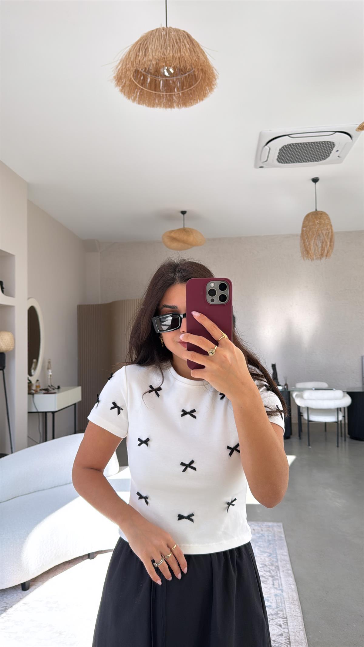 Ekru Fiyonk Detaylı Tshirt