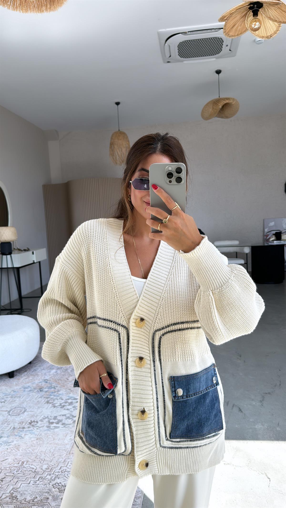 Ekru Kot Cepli Hırka