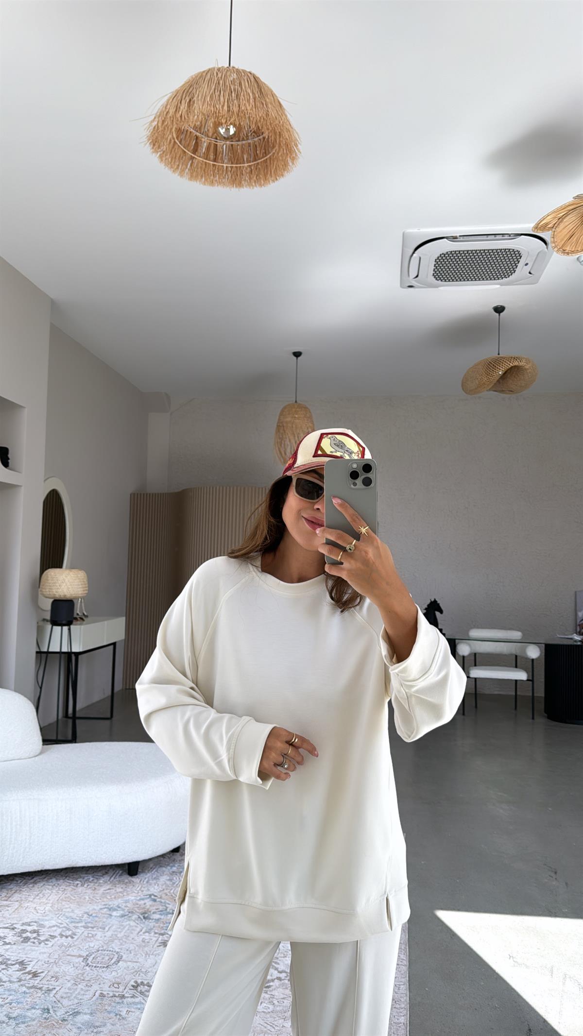 Ekru Modal Yırtmaçlı Sweatshirt