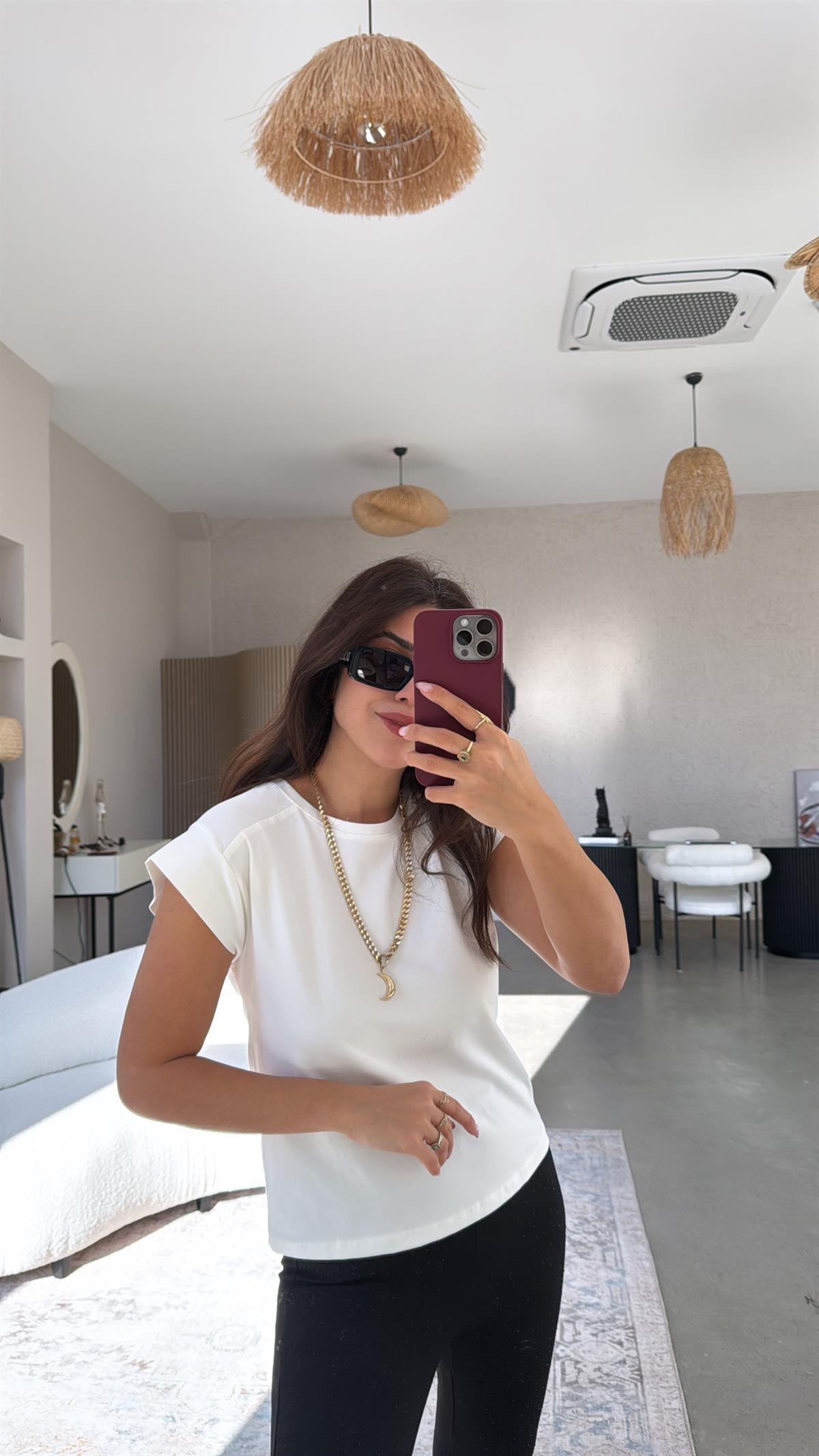 Ekru Omuz Detaylı Tshirt