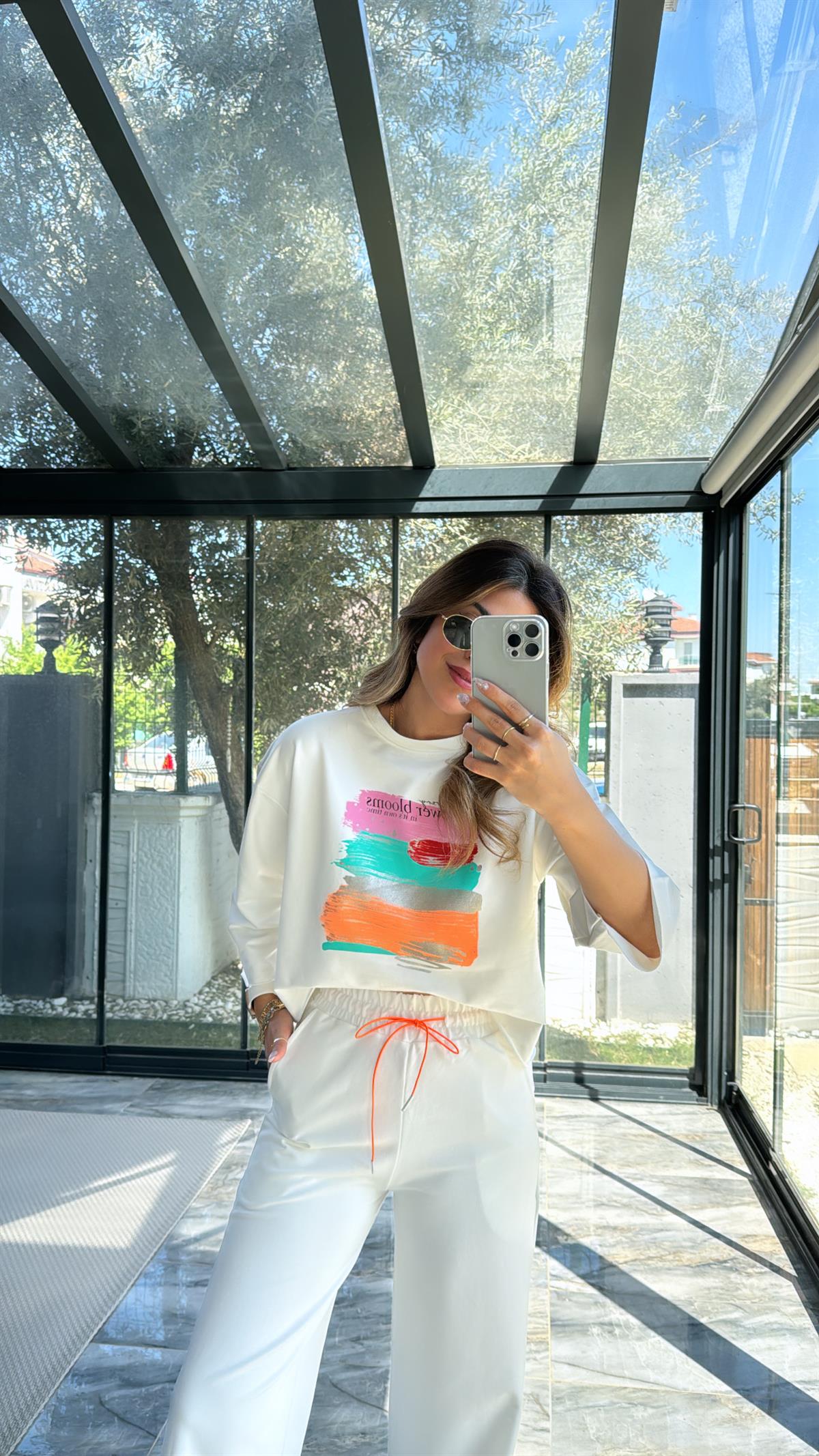 Ekru Renkli Baskılı Takım