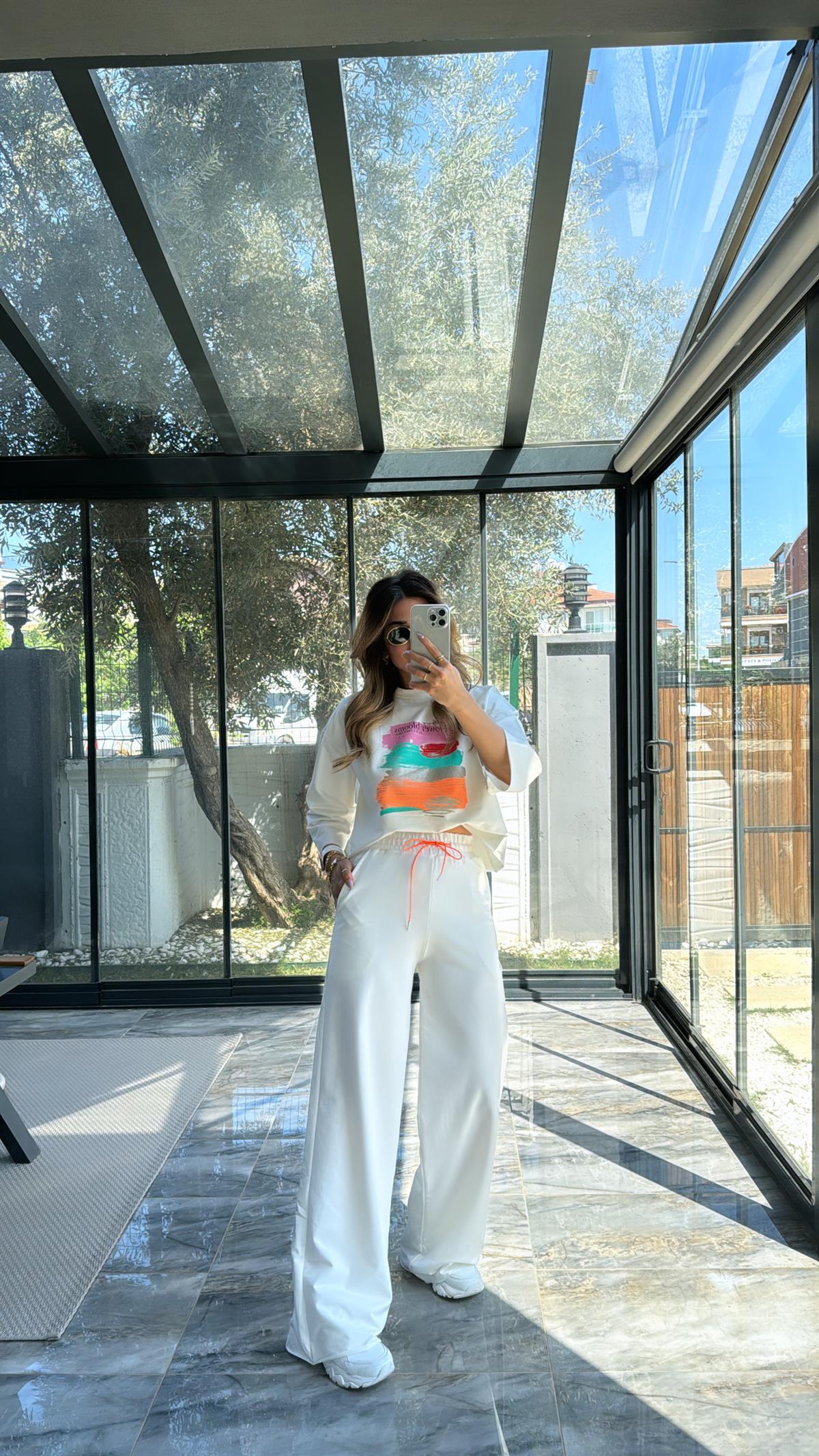 Ekru Renkli Baskılı Takım