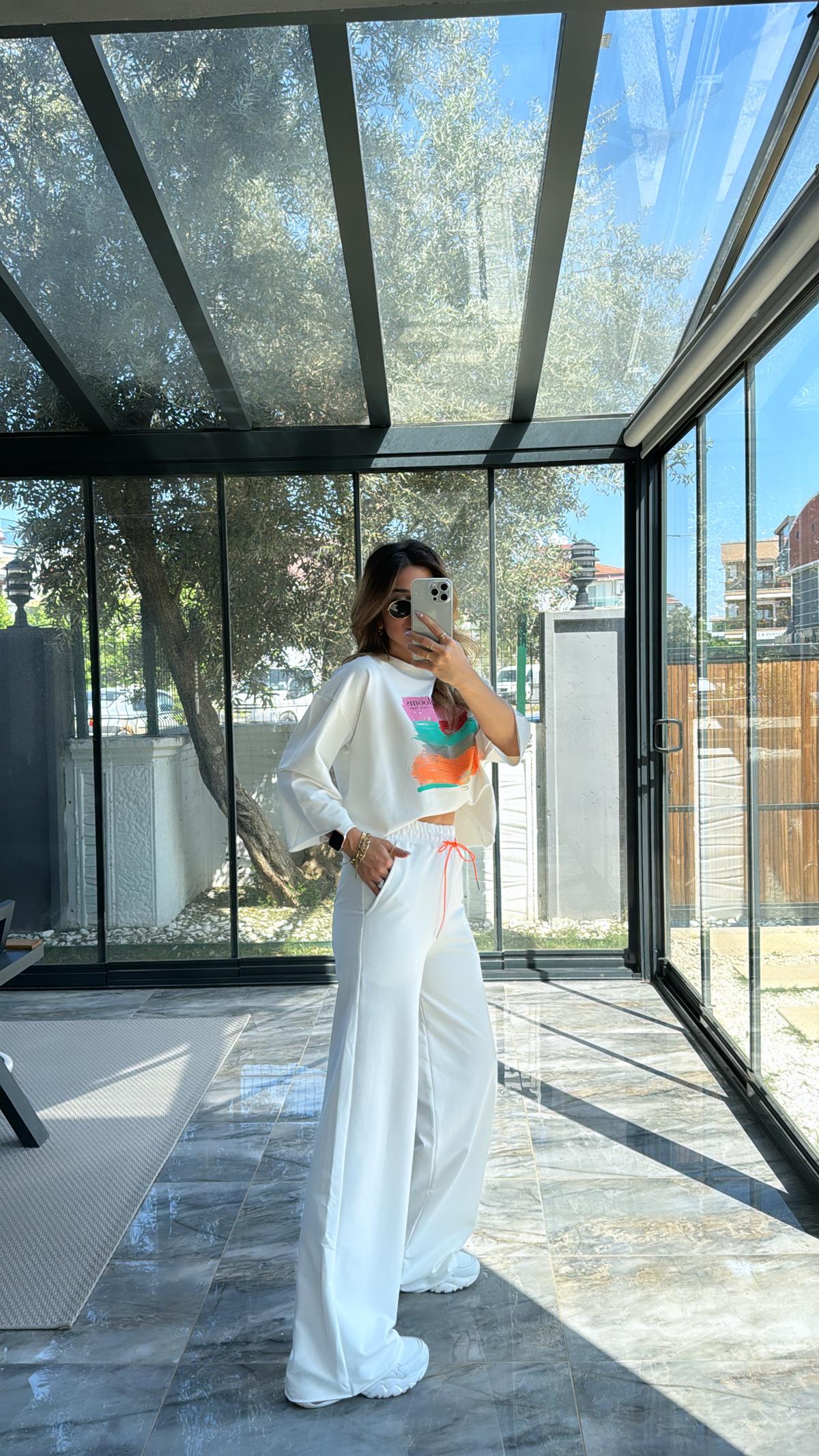 Ekru Renkli Baskılı Takım