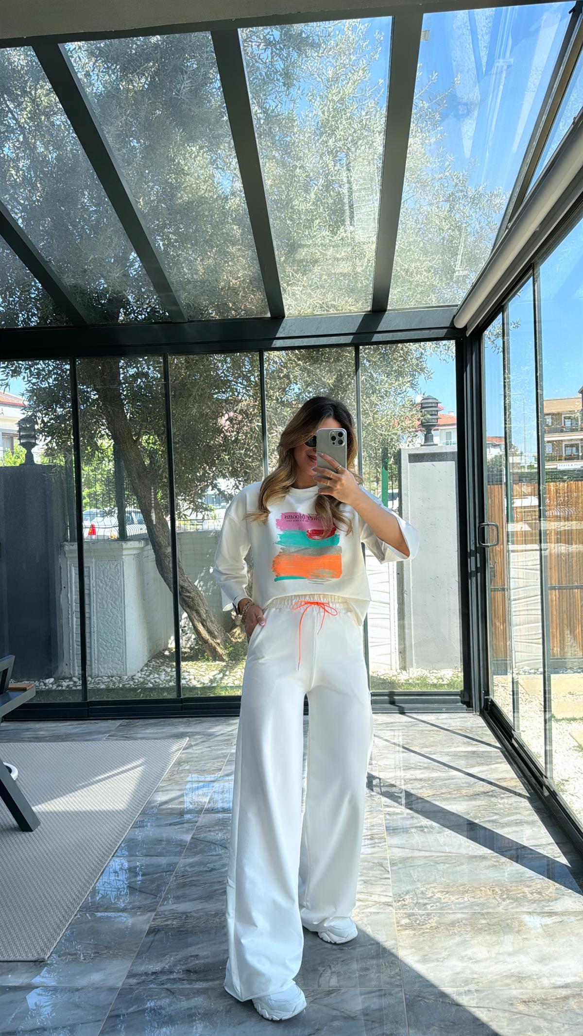 Ekru Renkli Baskılı Takım