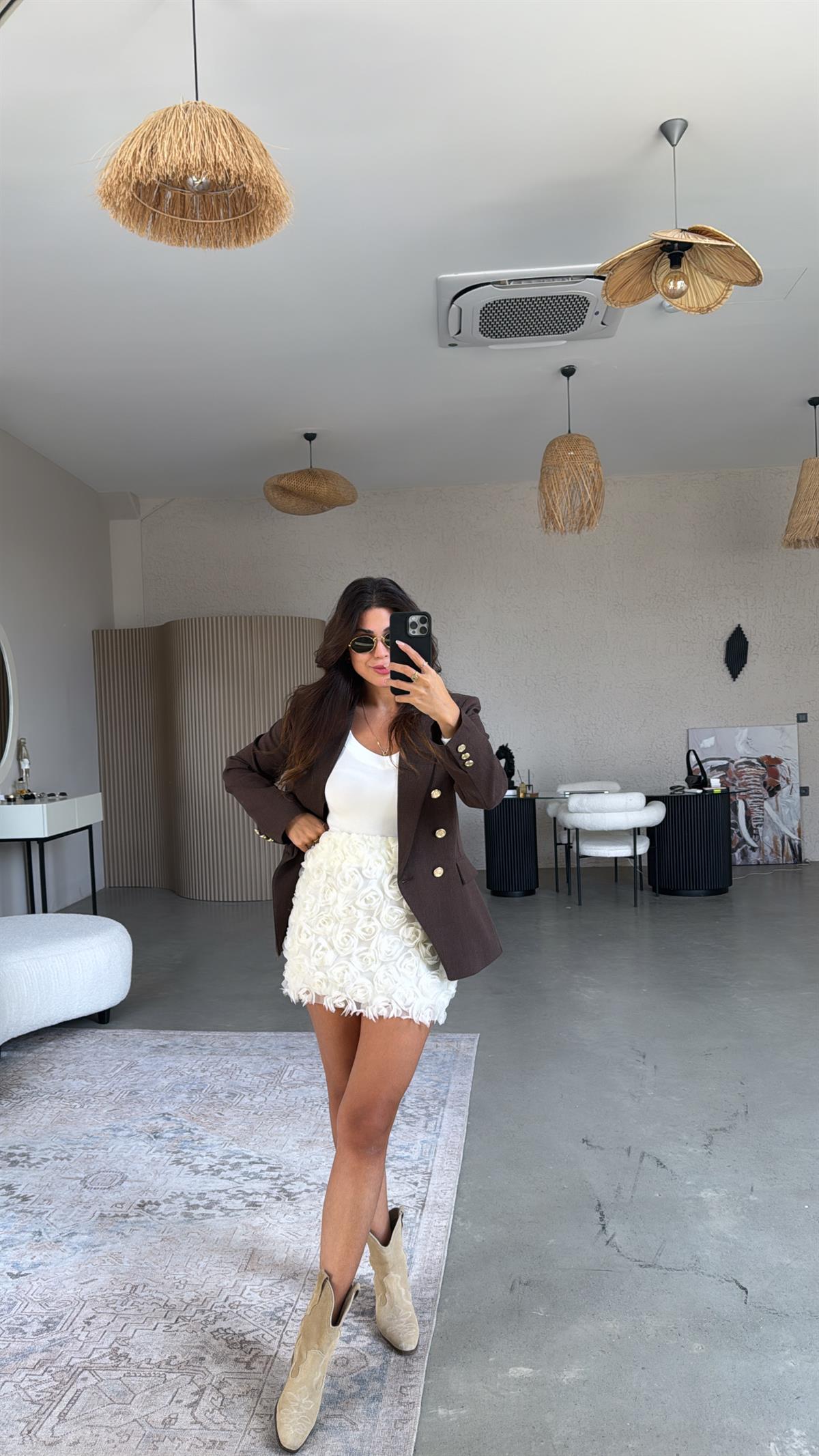 Ekru Tül Çiçek Motifli Bel Lastik Mini Etek
