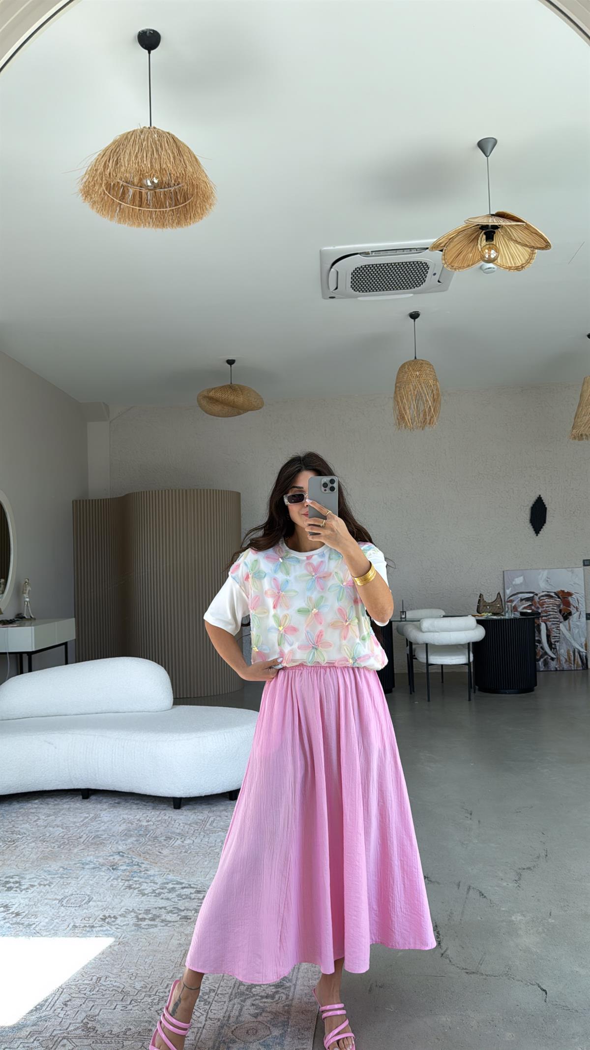 Ekru Tüllü Çiçek Kabartmalı Tshirt