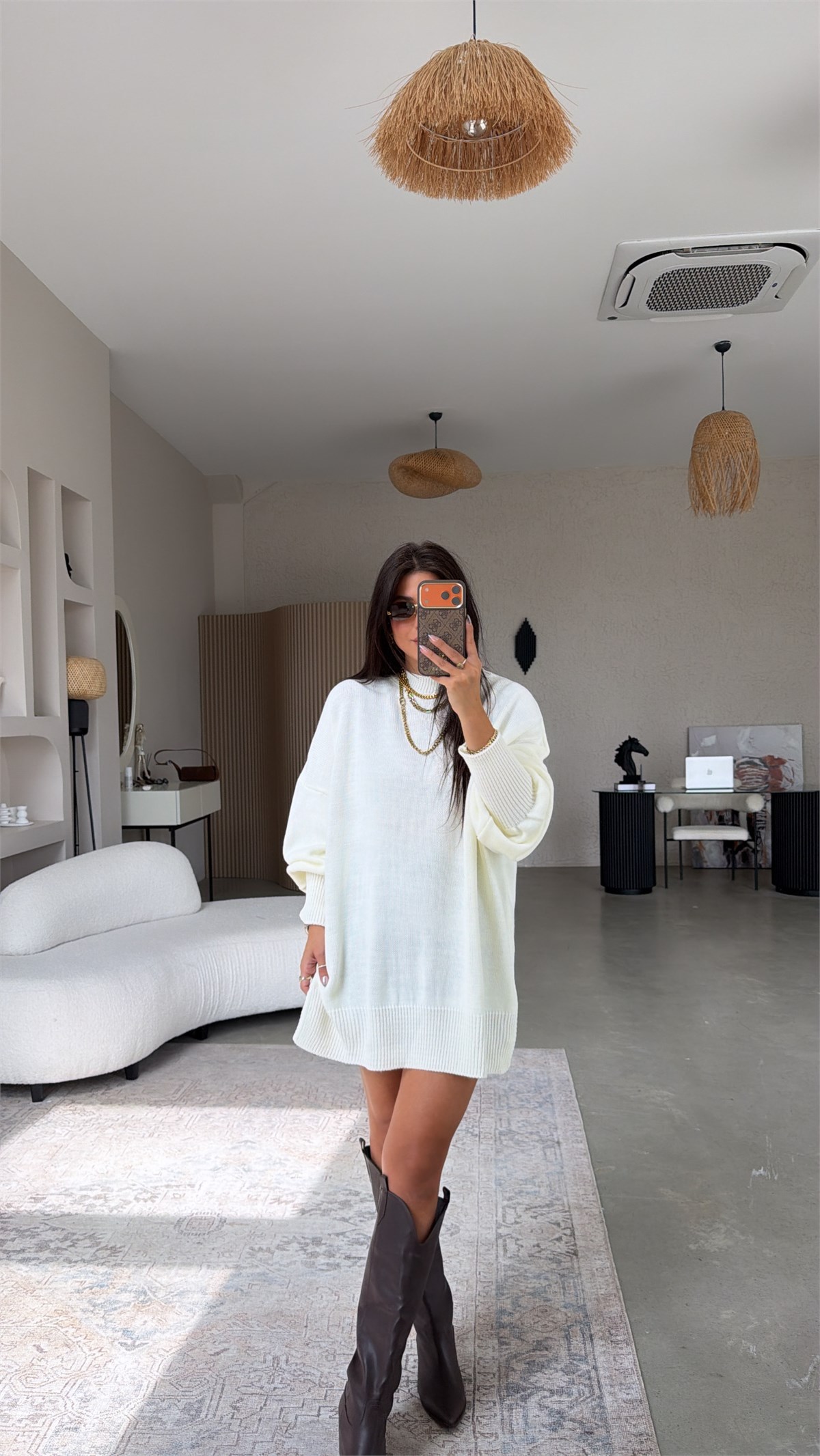 Ekru Uzun Oversize Yanları Yırtmaçlı Triko
