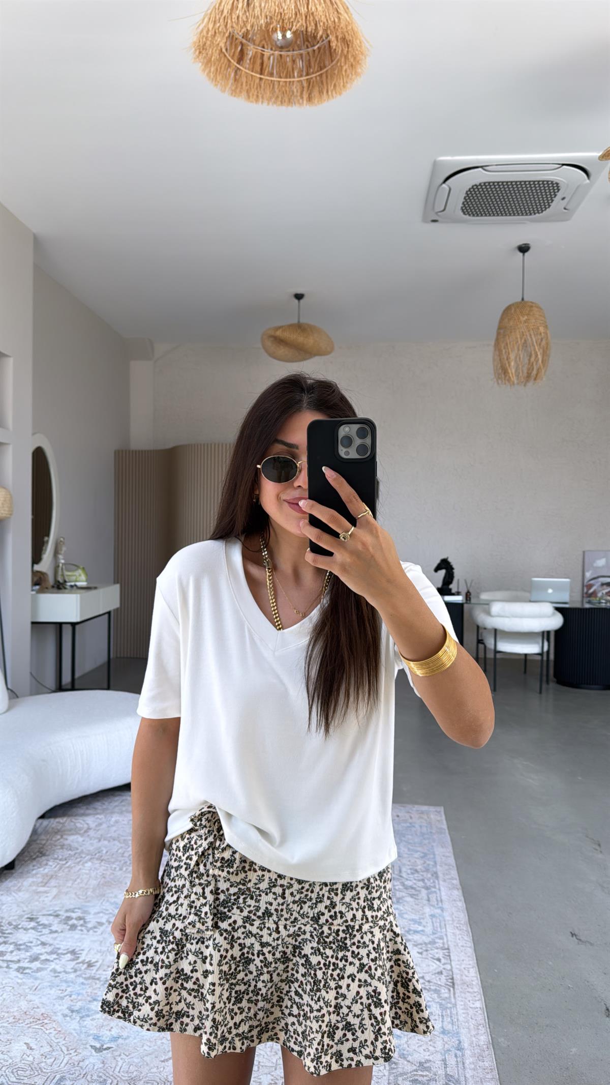 Ekru V Yaka Salaş Bluz