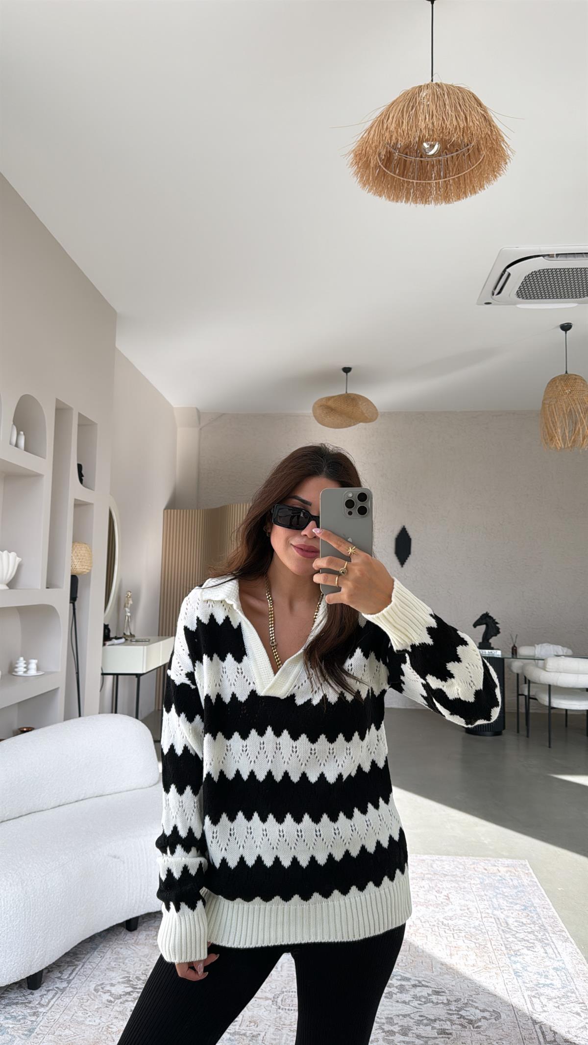 Ekru Zikzak Desenli Triko